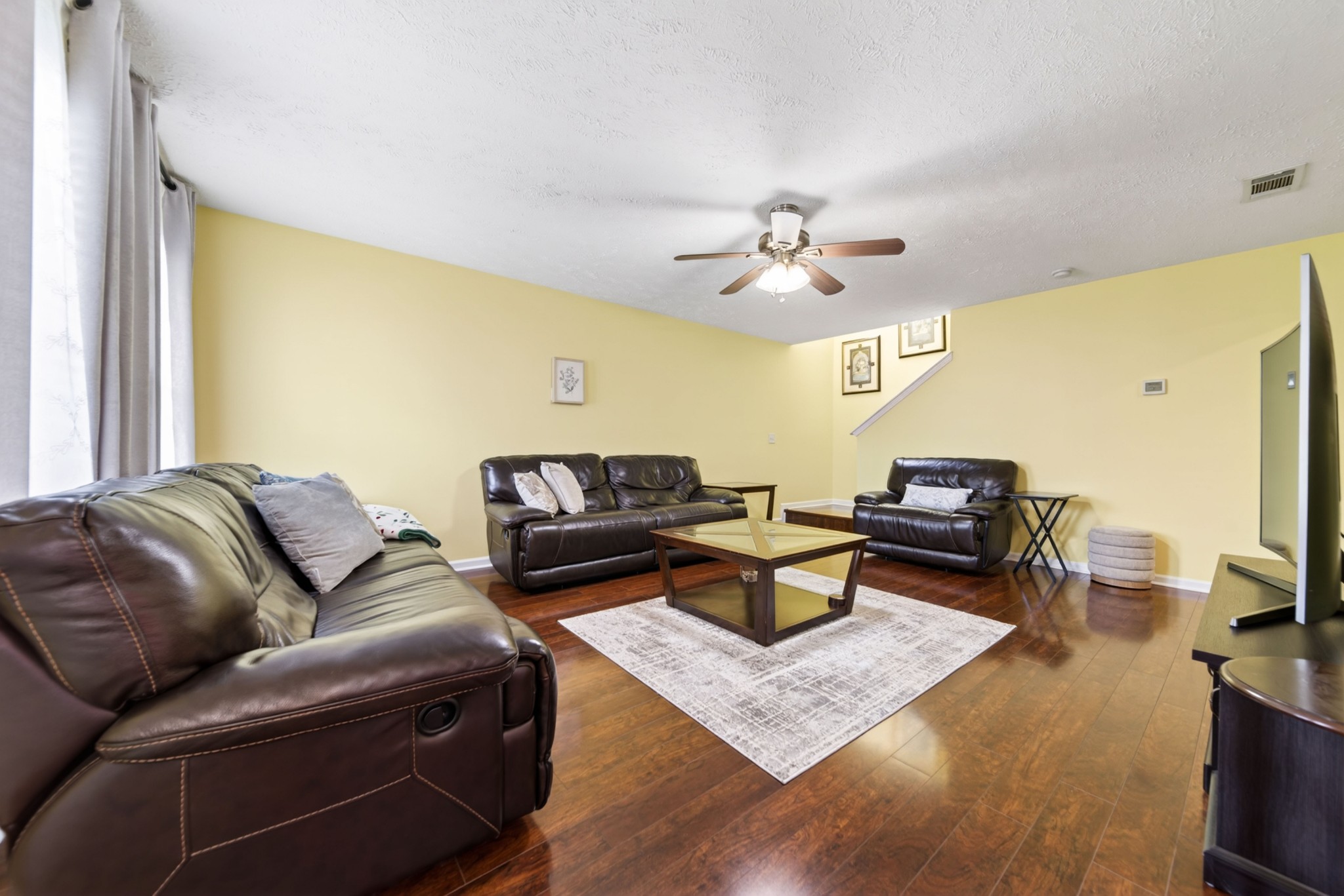1425 Sprucedale Dr
