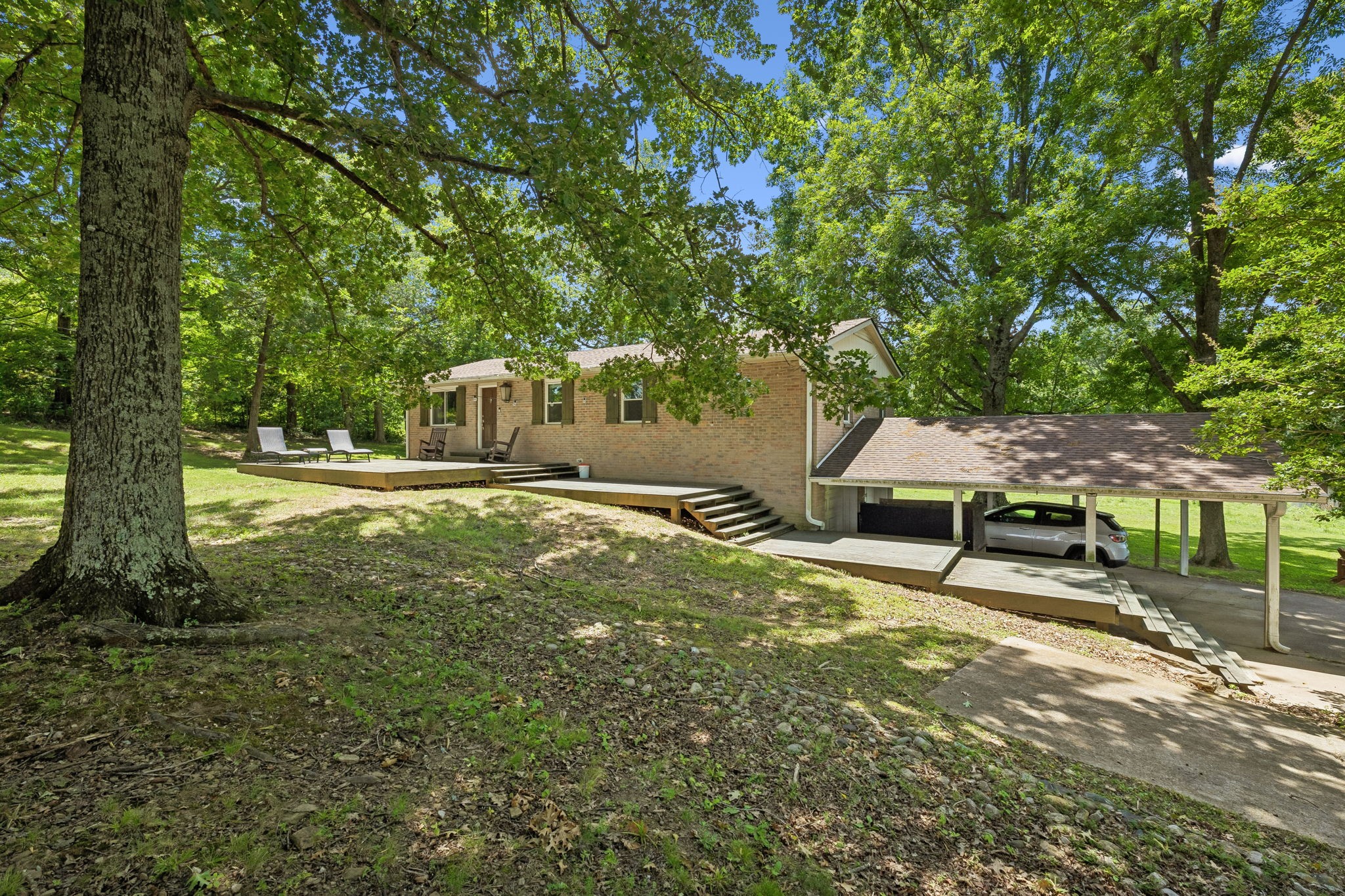 2667 Sanford Rd