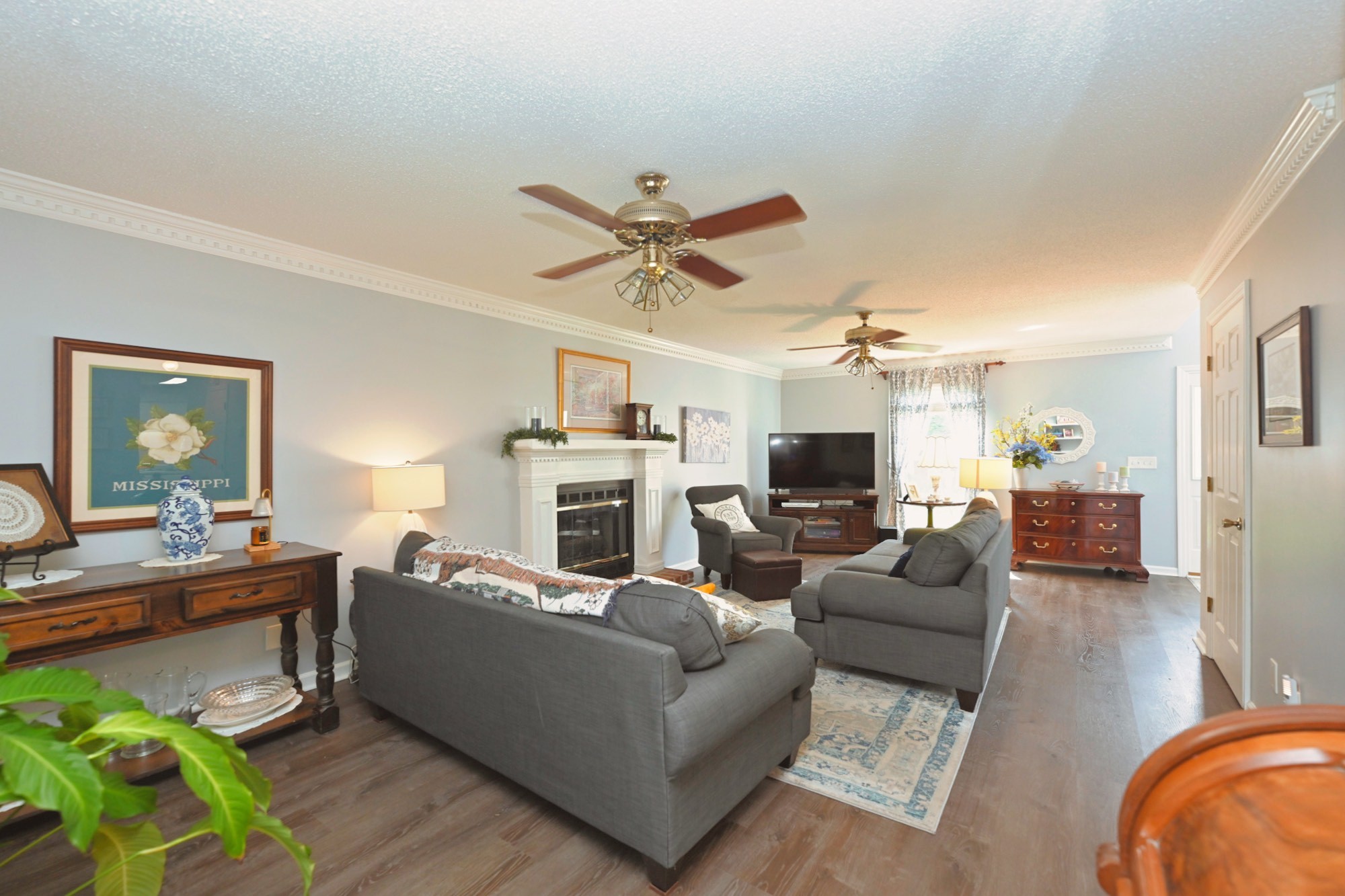 533 Hopewood Ct