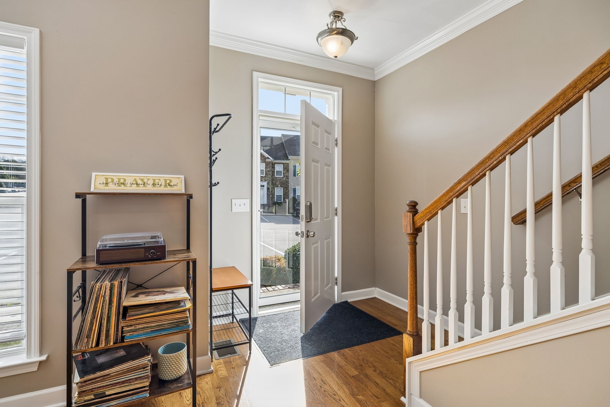 3027 Newport Valley Cir