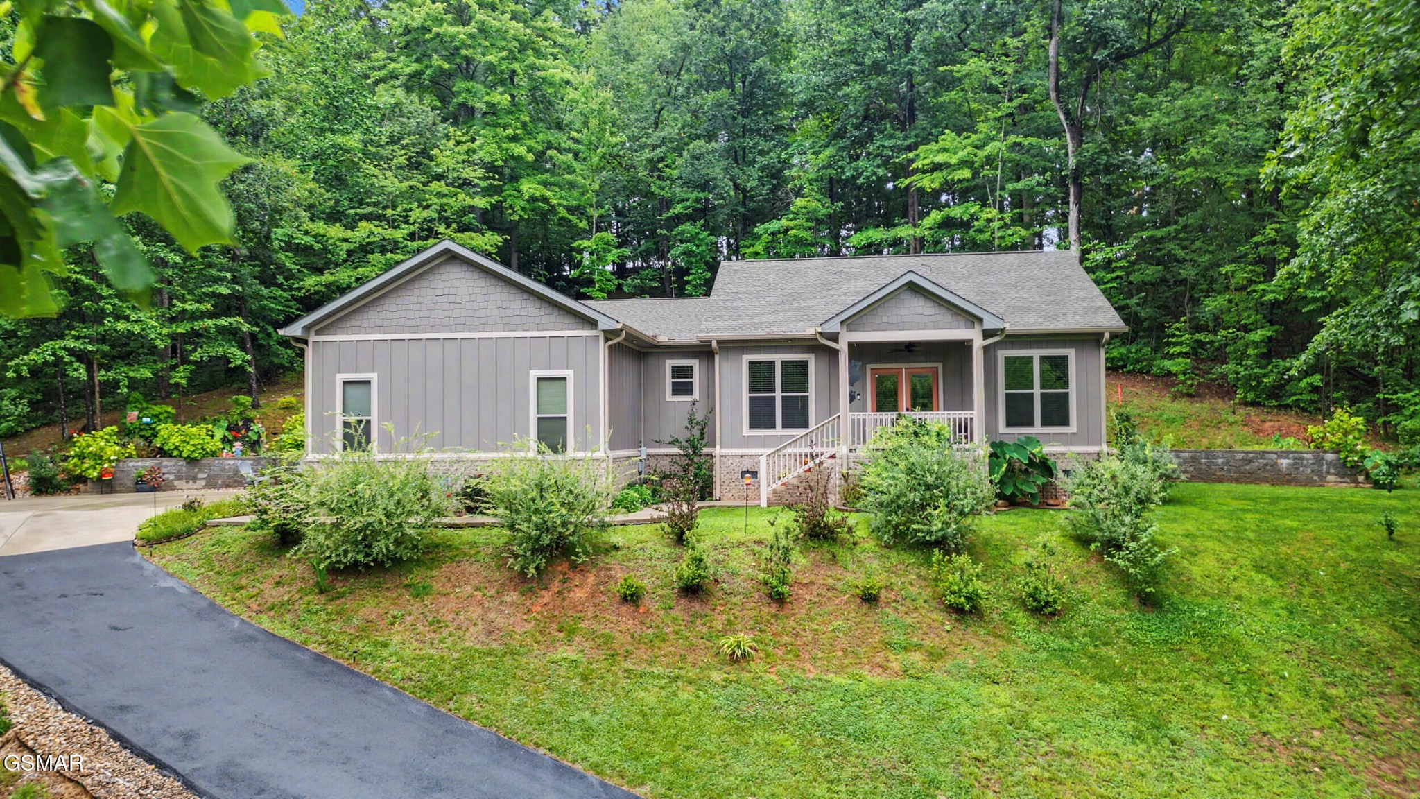 1016 Country Mountain Road