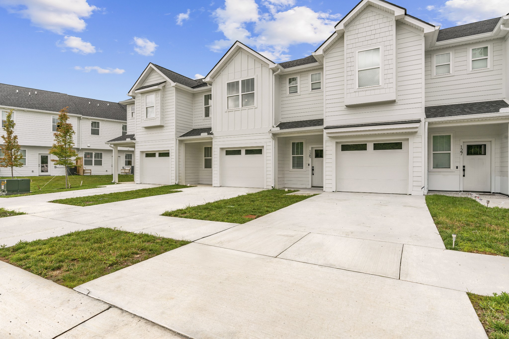 172 High Park Cir