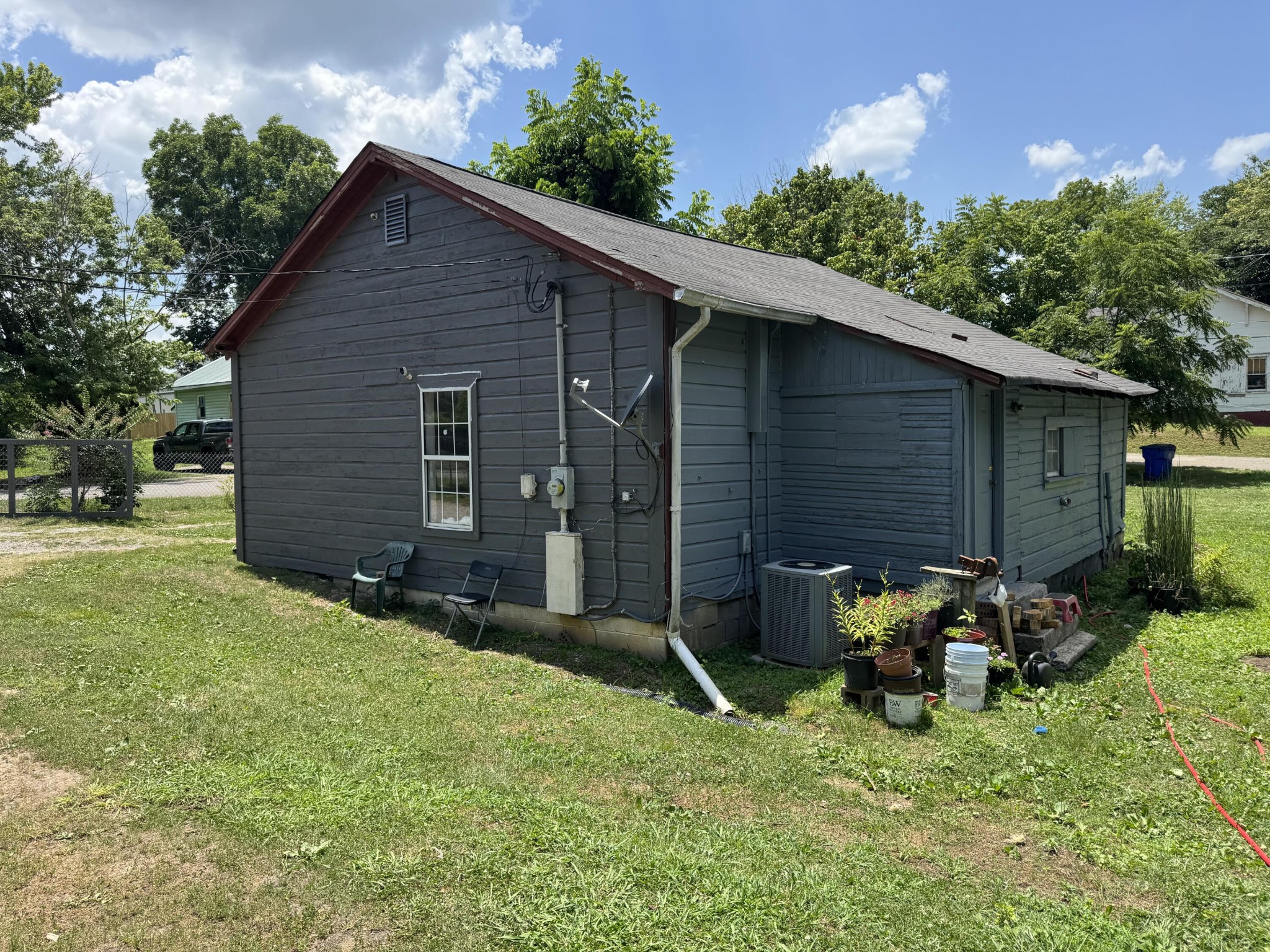 665 6th Street, NE