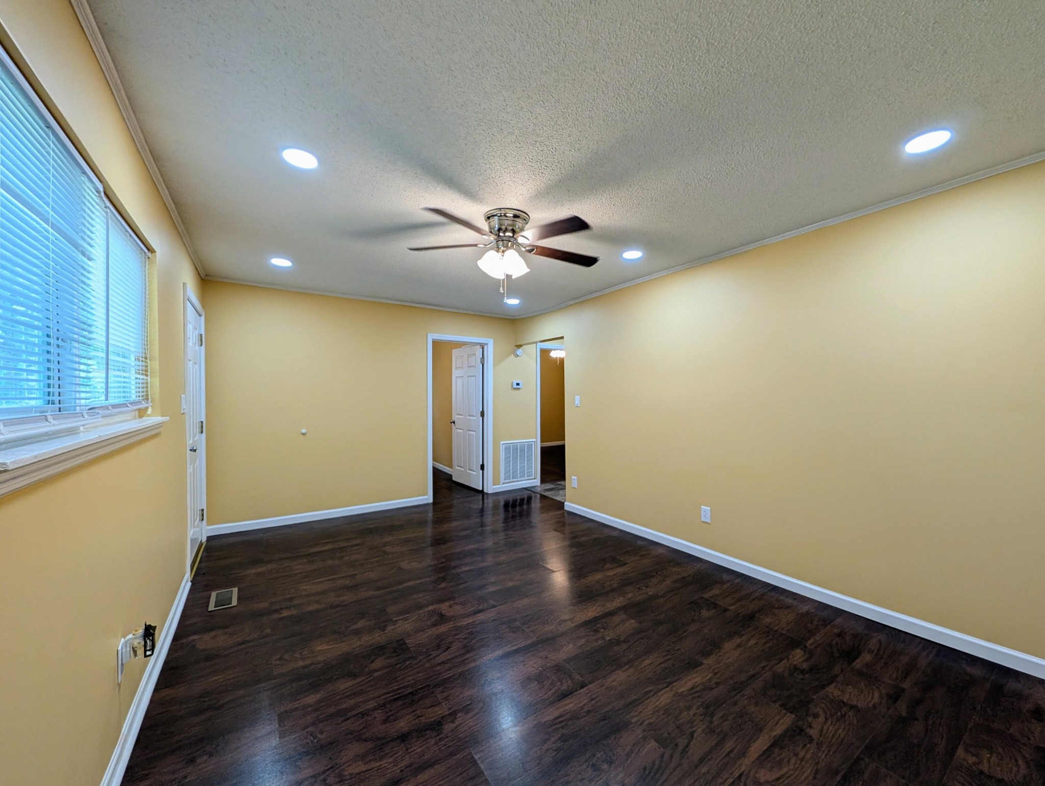 125 Dixie Drive, NE