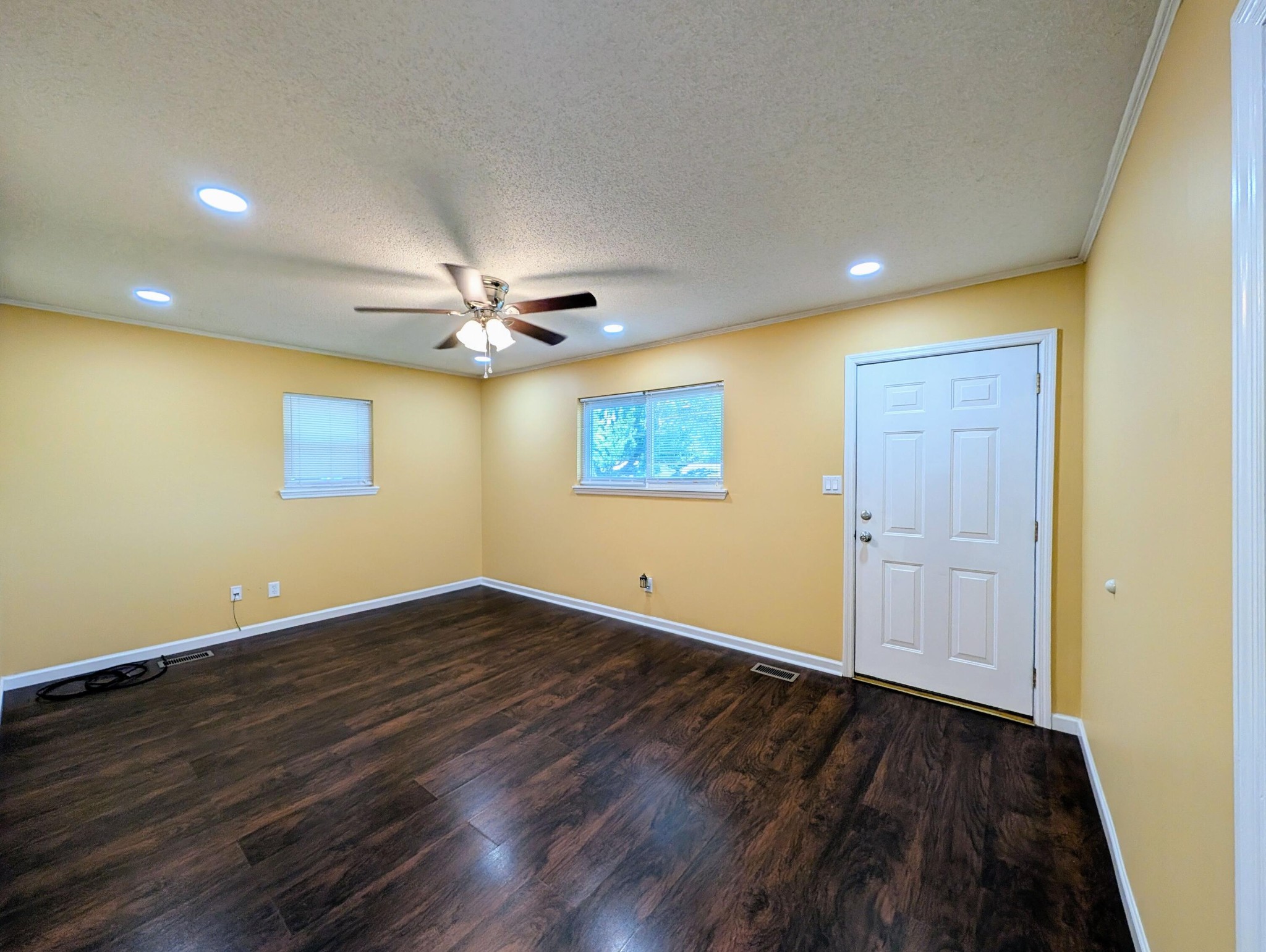 125 Dixie Drive, NE