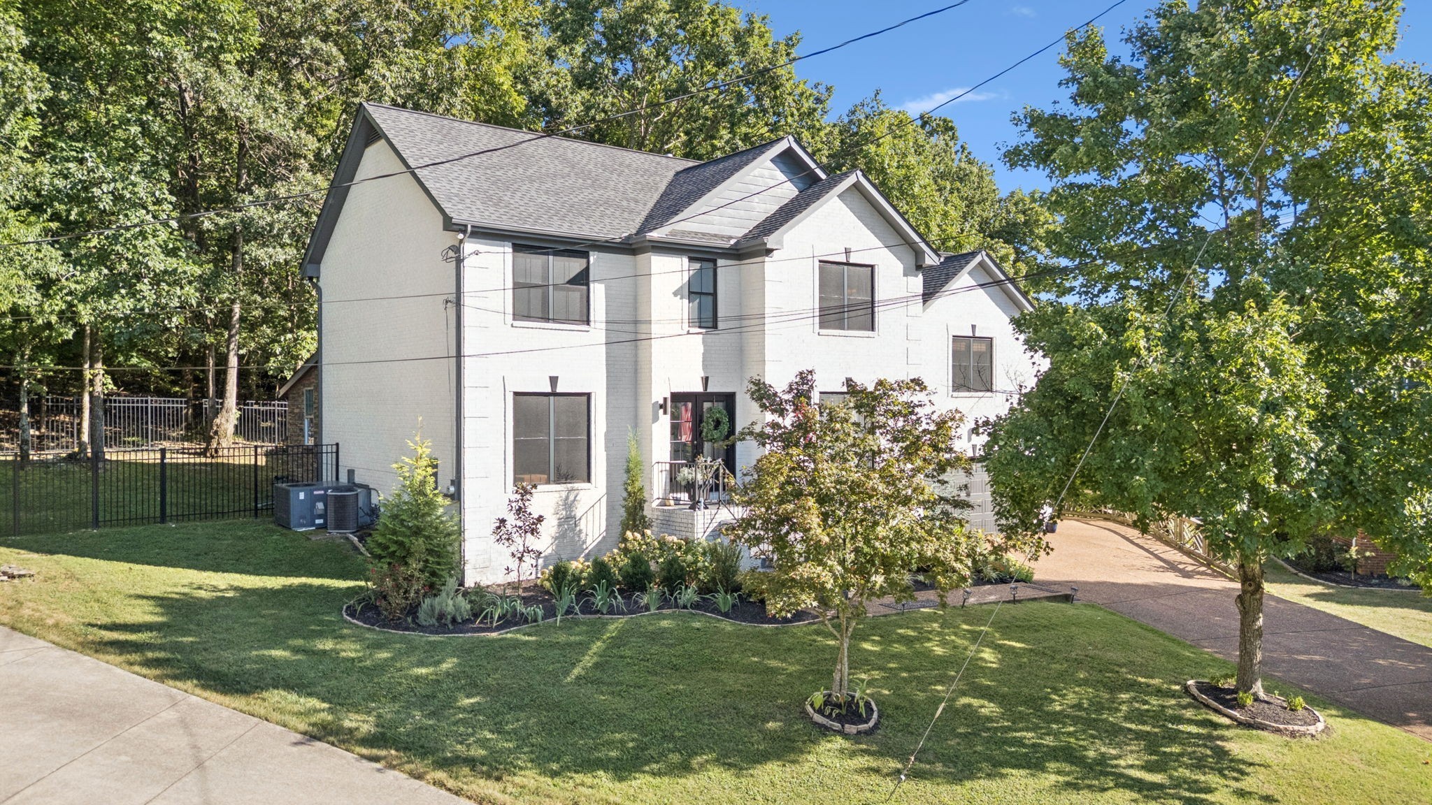 804 Bromley Ct