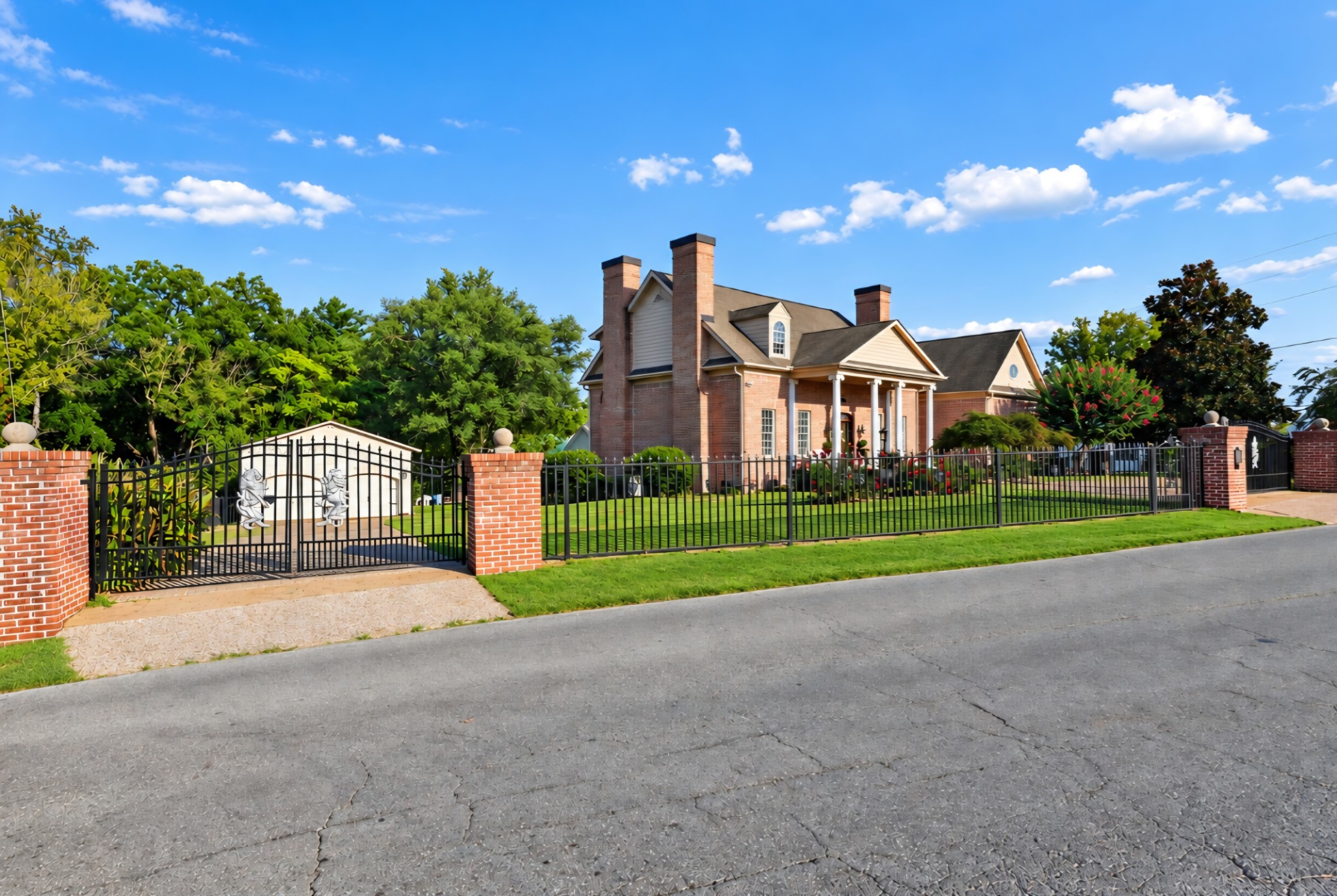 200 Holmes Creek Rd