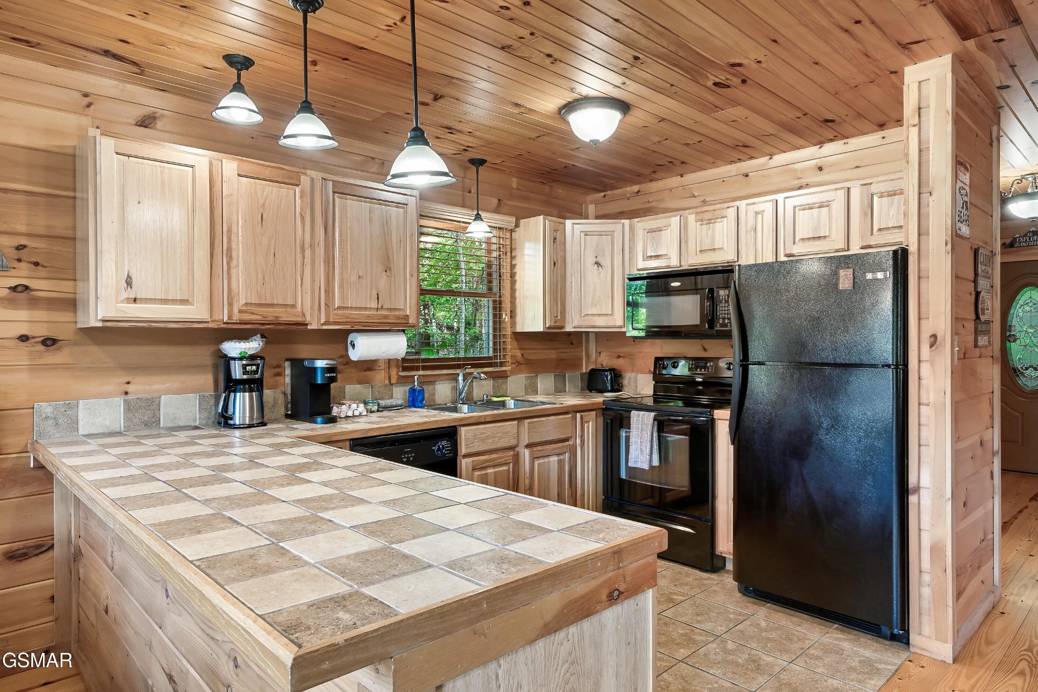 1204 Honeysuckle Lane