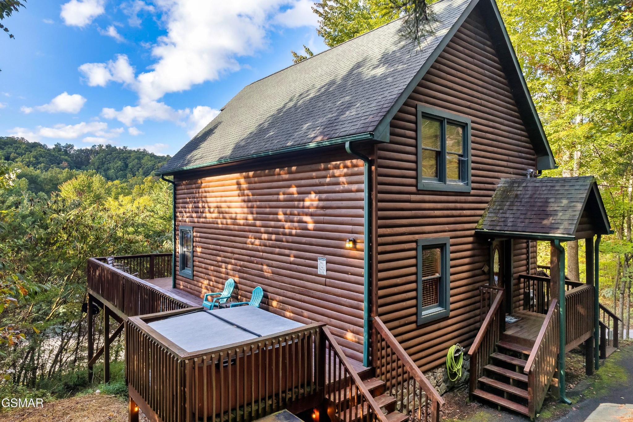 1204 Honeysuckle Lane