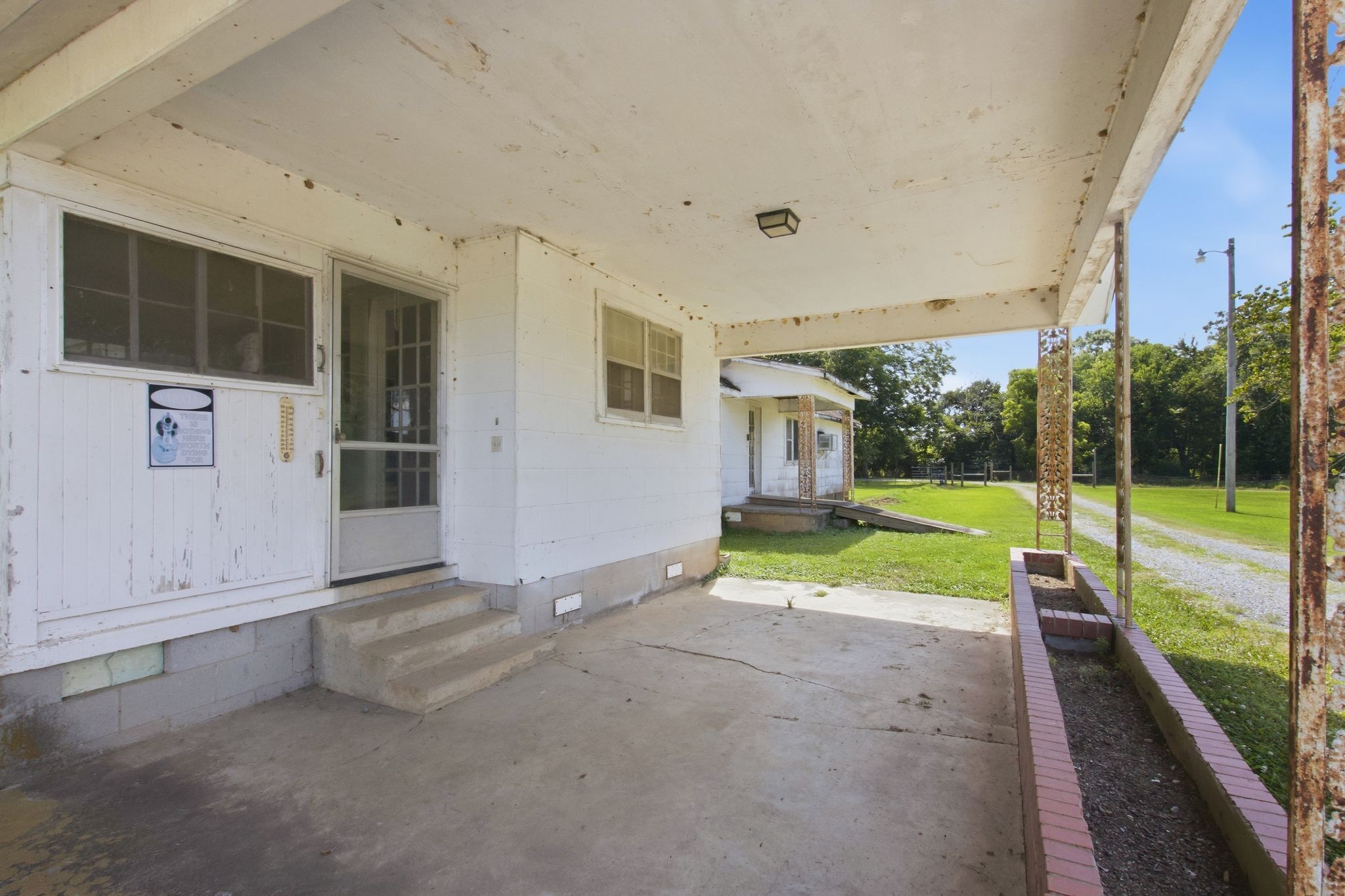 148 Wade Jennings Rd