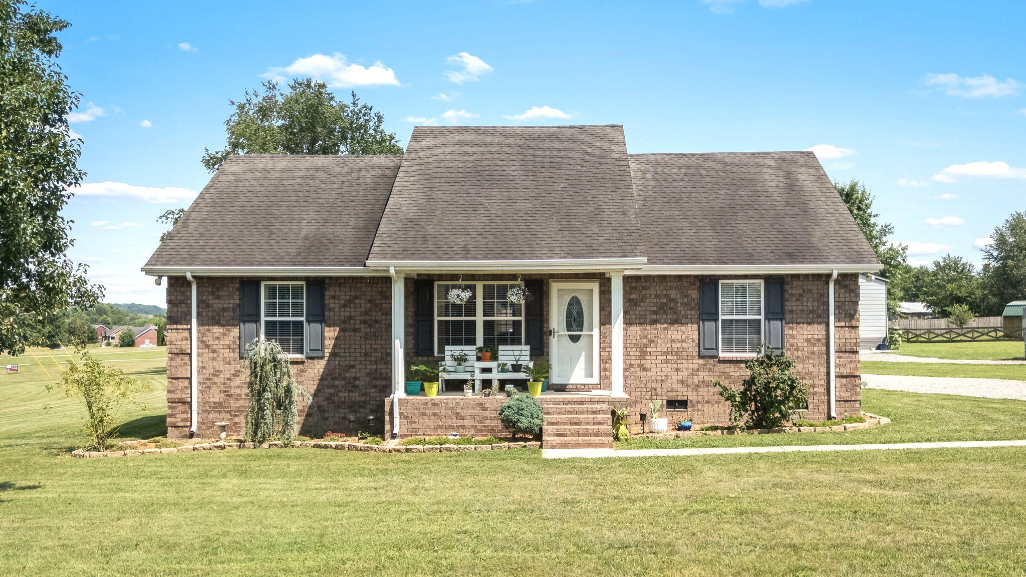 1012 Peak Dr