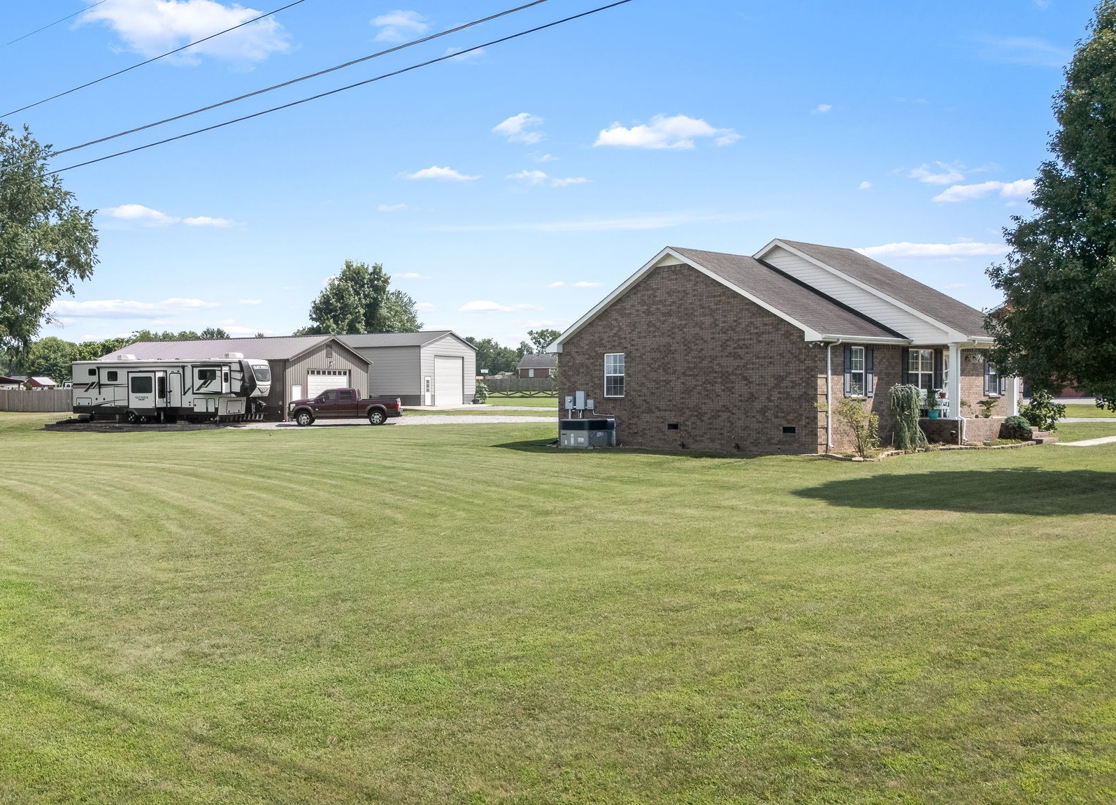 1012 Peak Dr
