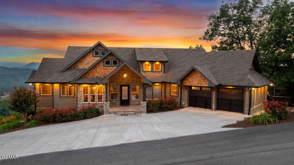 3222 Laurel Cove Trail