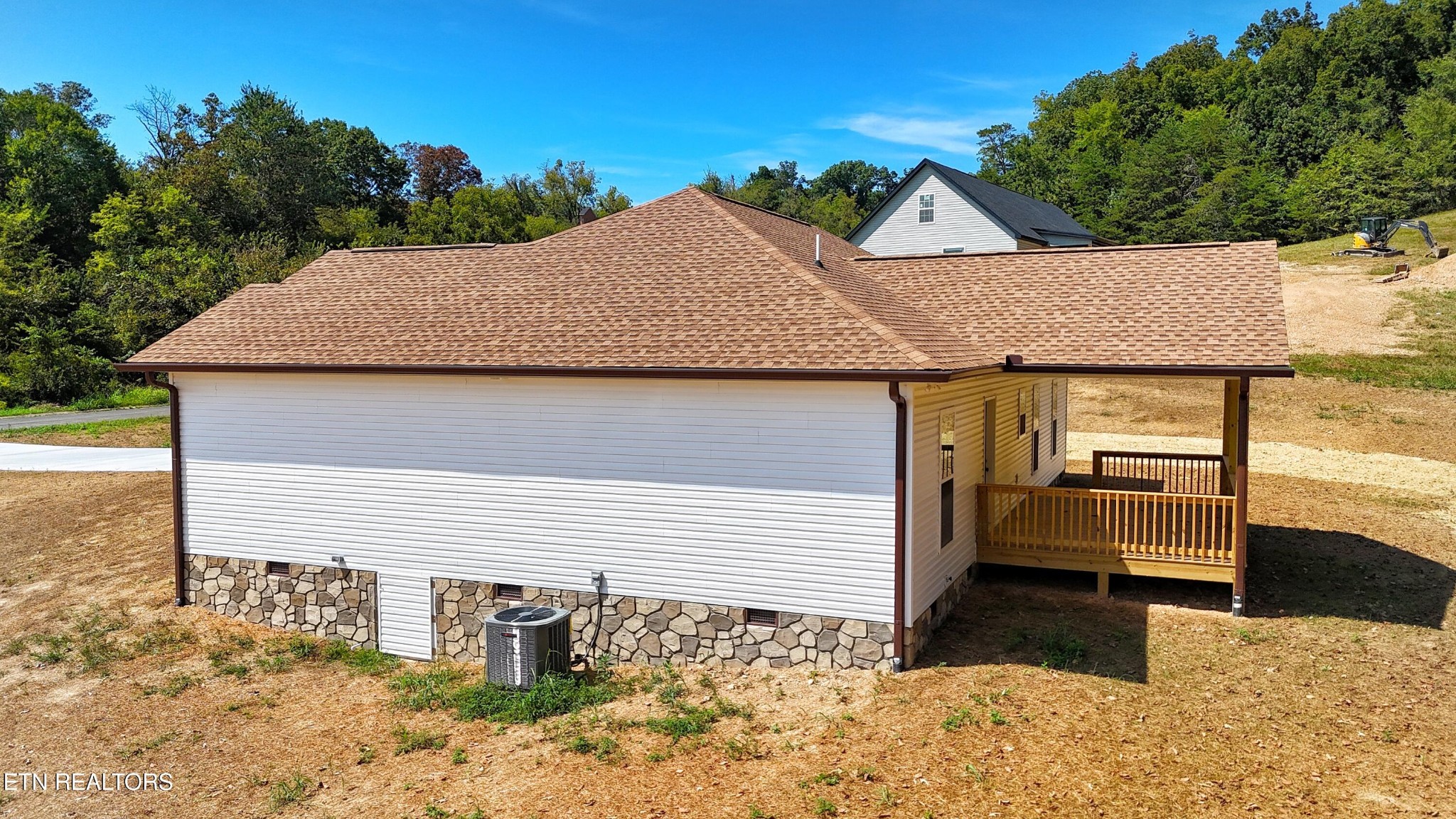 253 Splendor Way