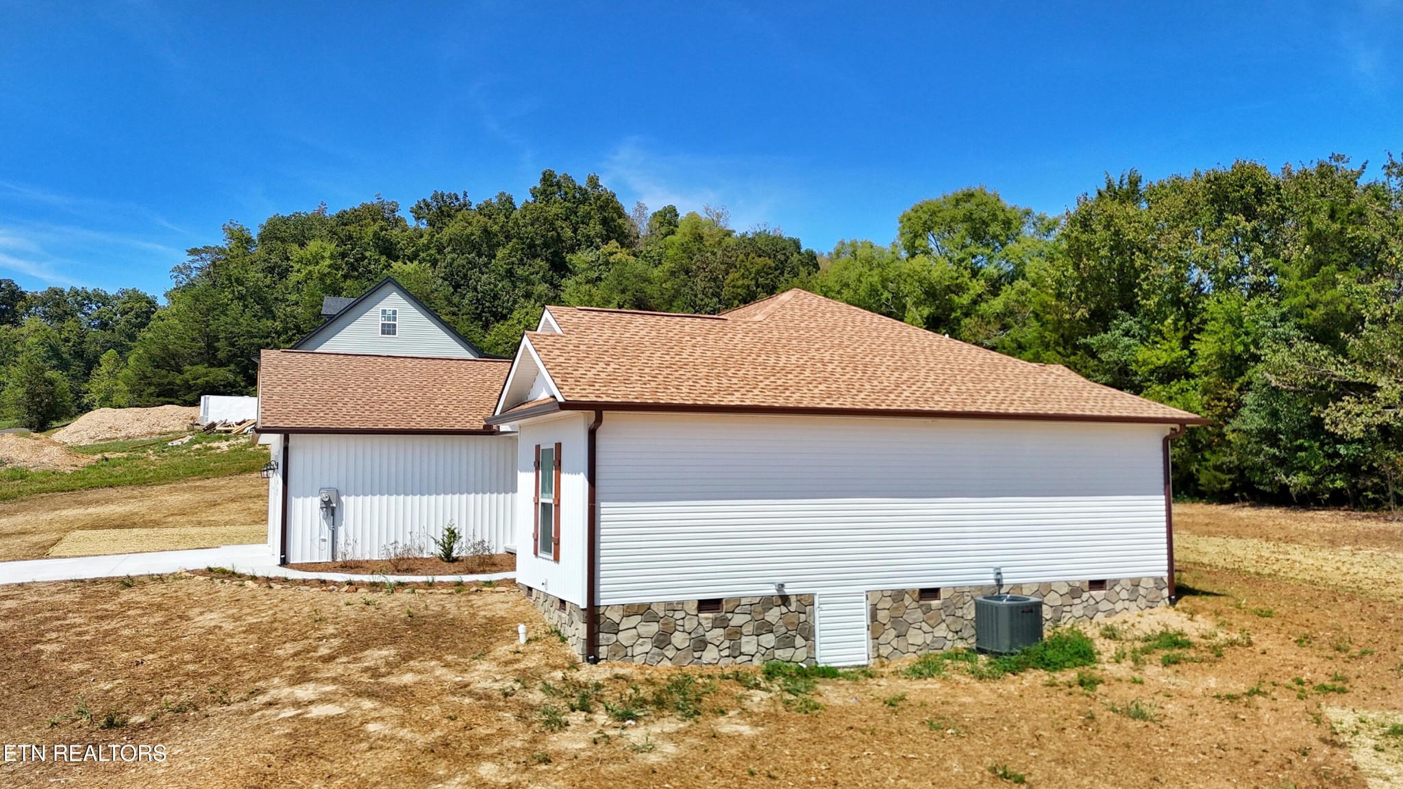 253 Splendor Way