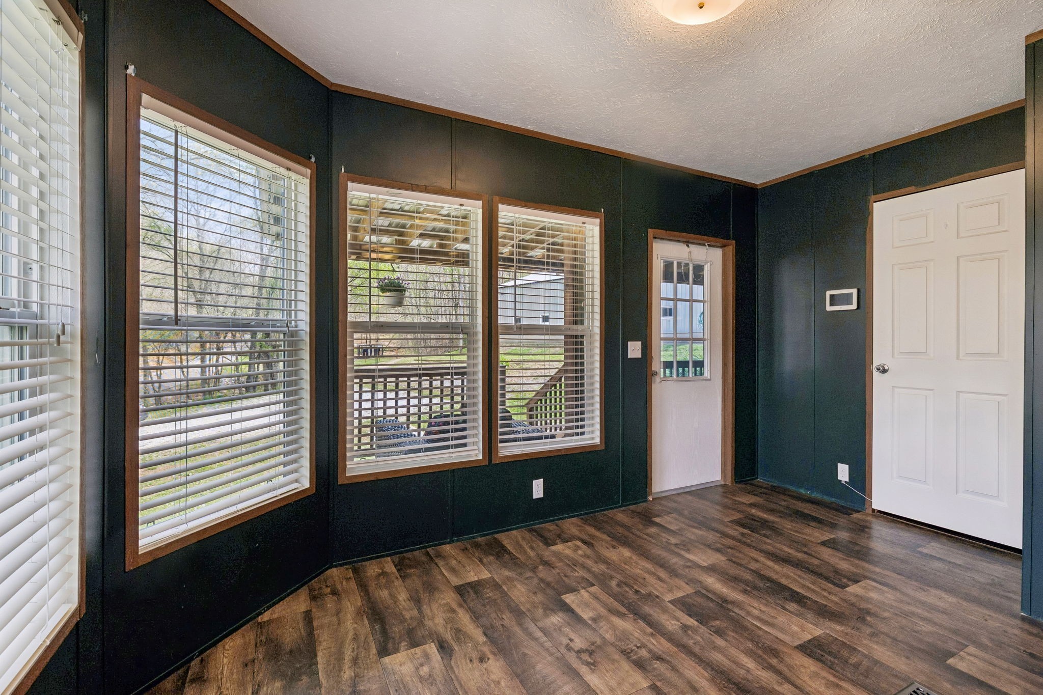 805 Harris Rd