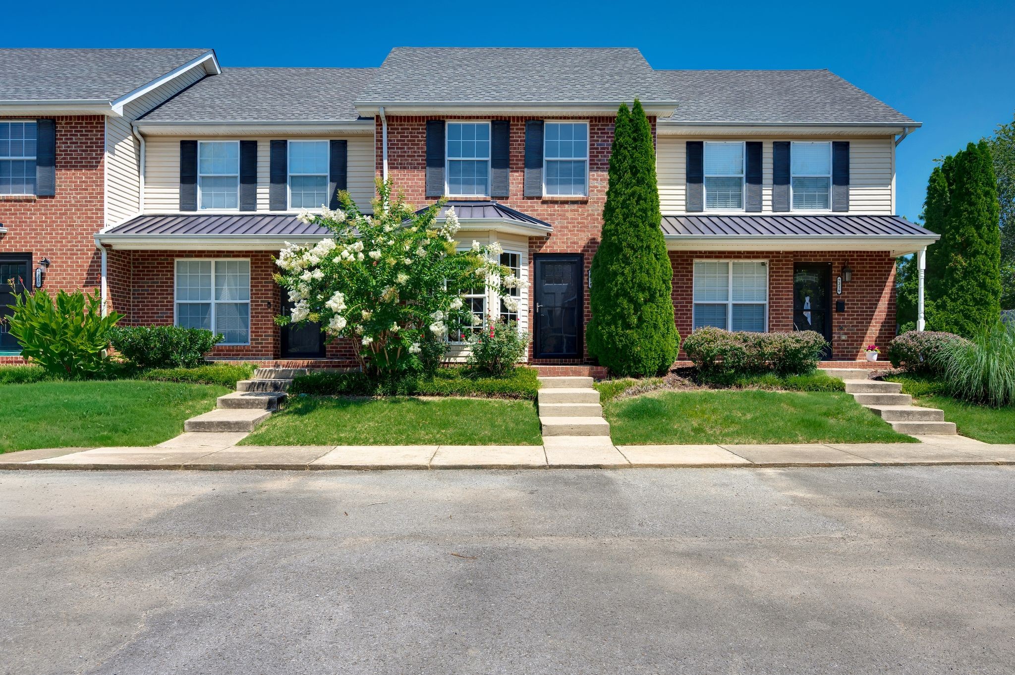 7214 Rosemary Ct