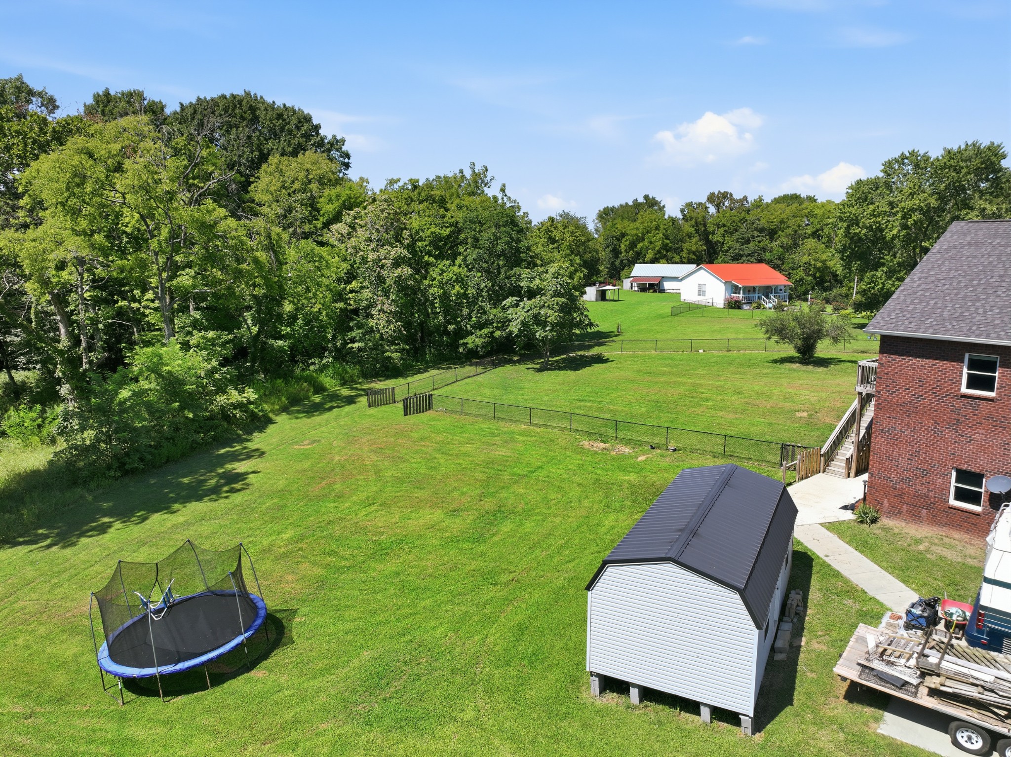 762 Waldron Rd