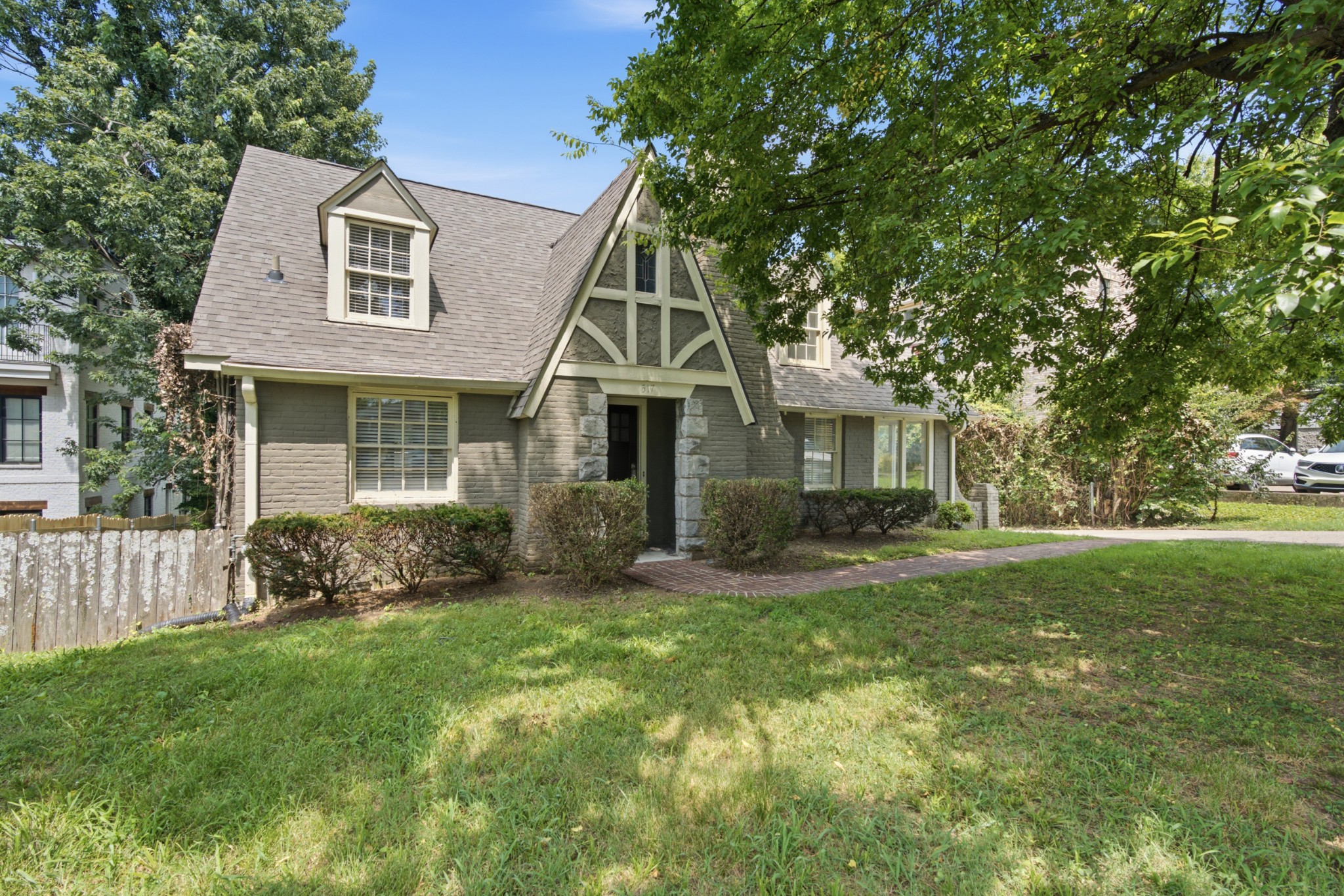 517 Chesterfield Ave