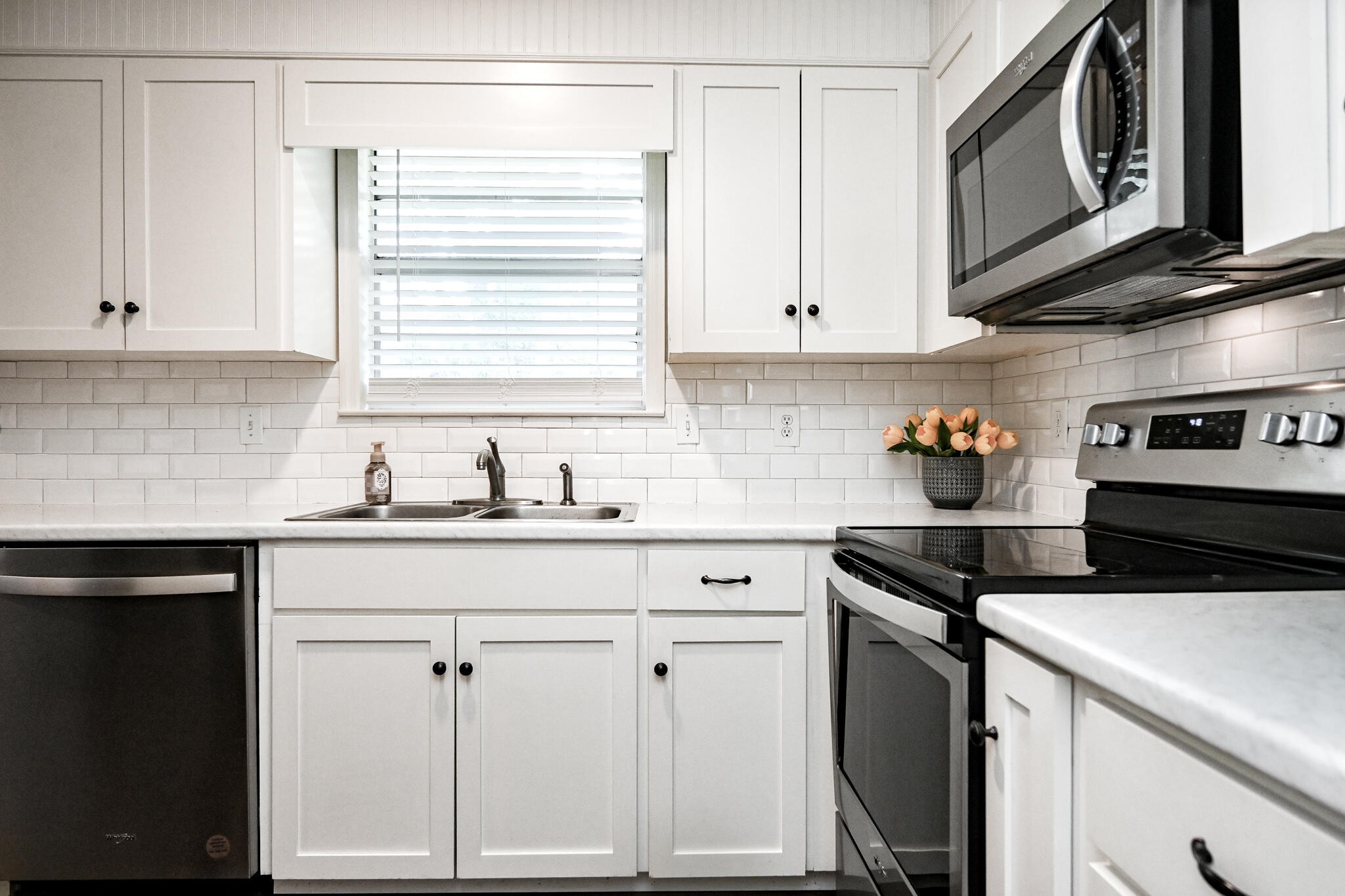 563 18th Street, NW