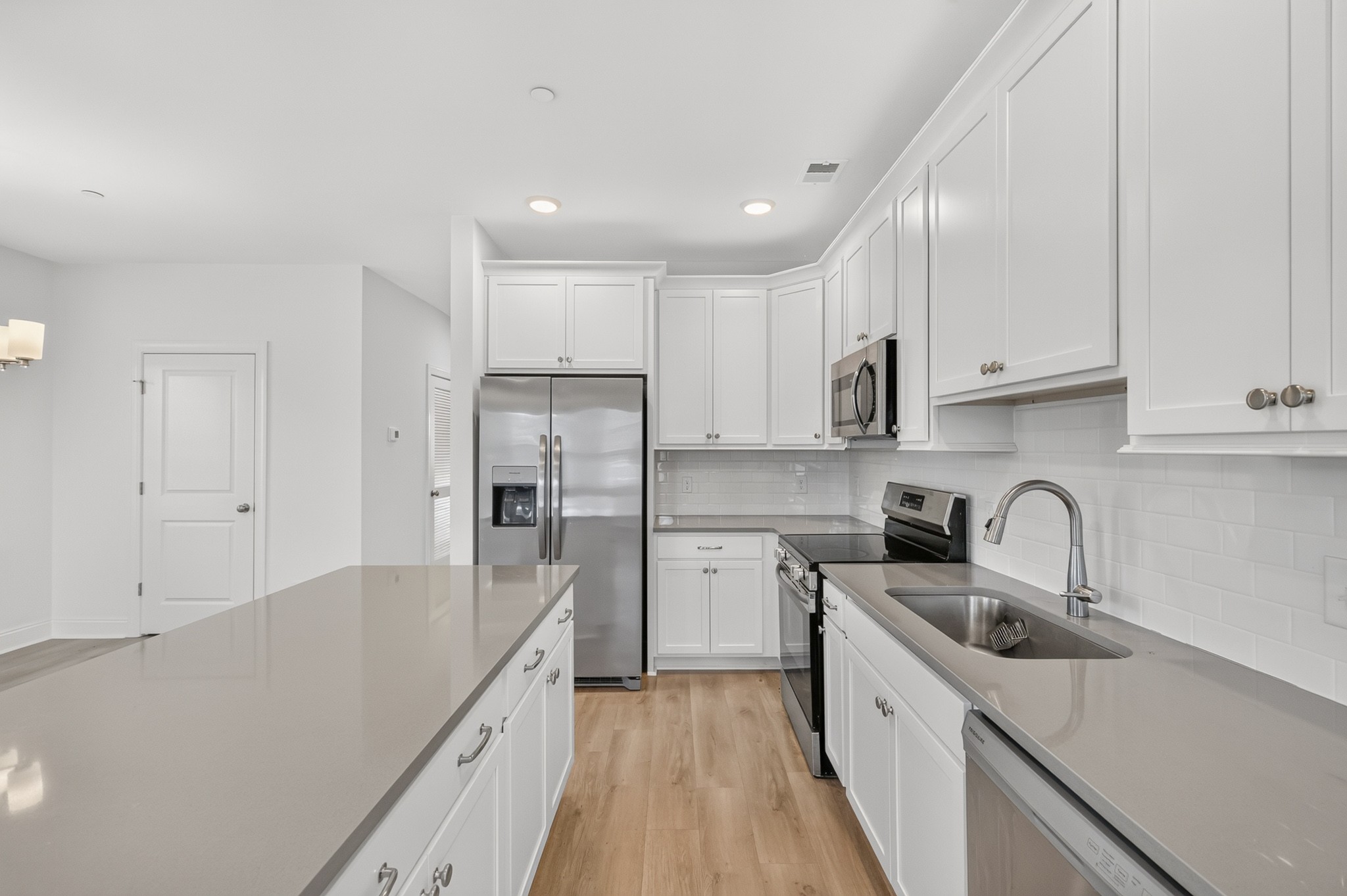 482 Portsdale Dr