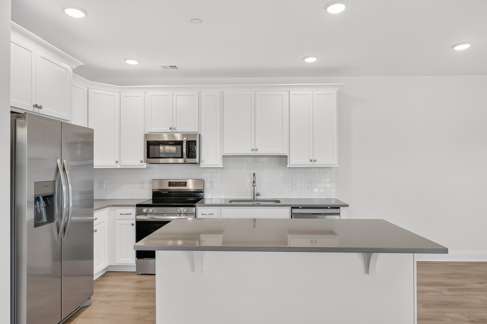 482 Portsdale Dr