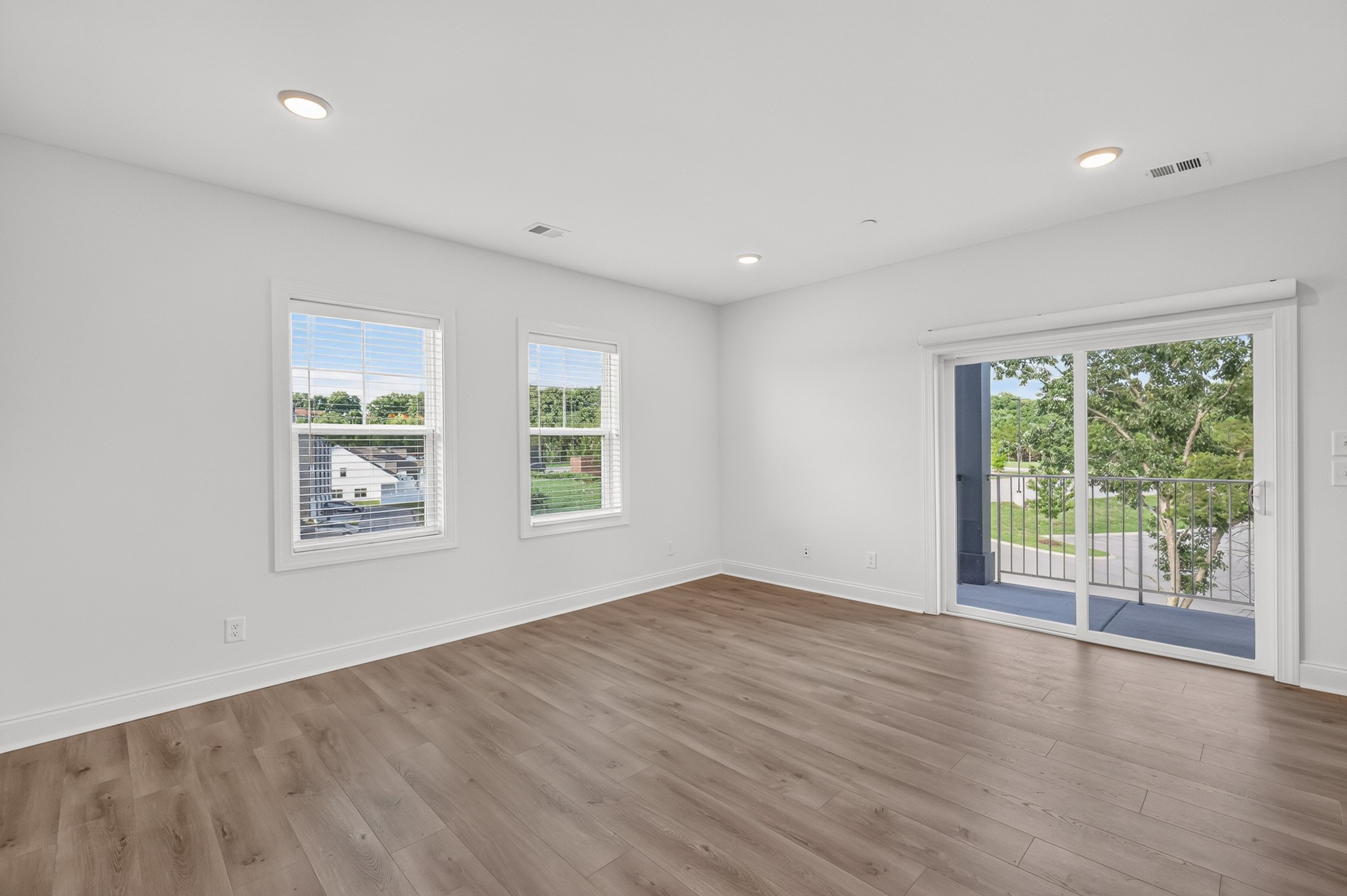 482 Portsdale Dr