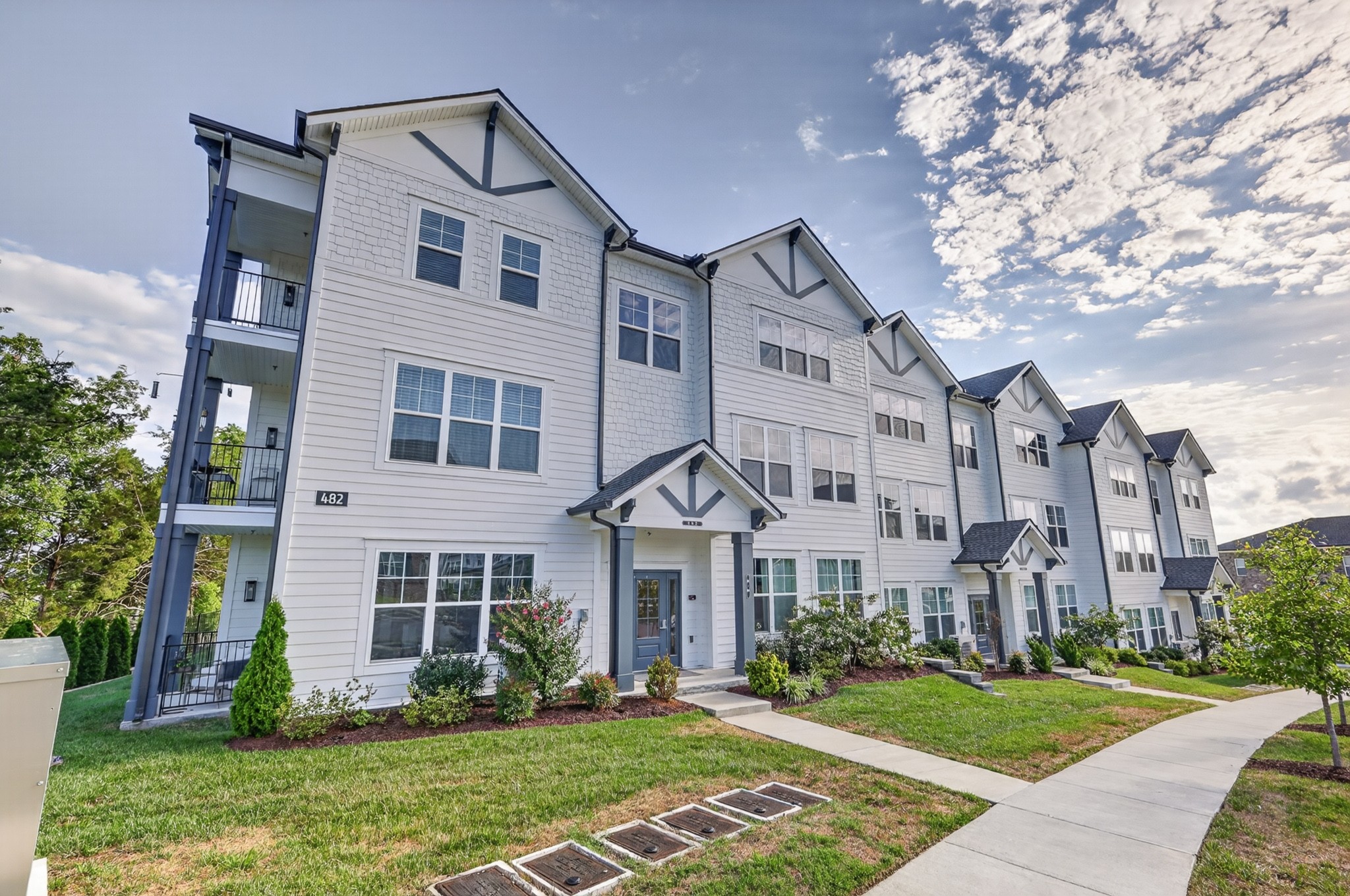 482 Portsdale Dr