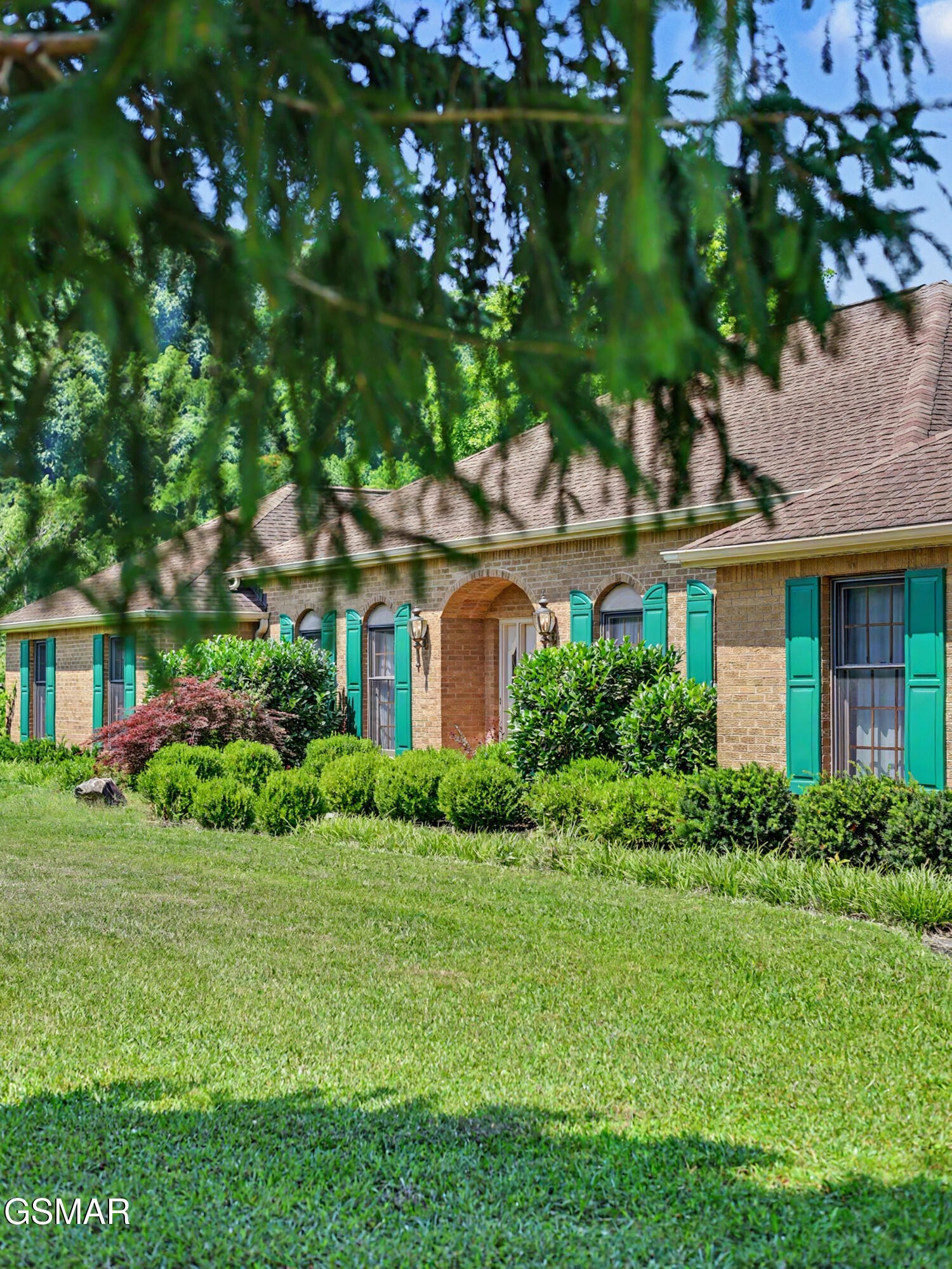 377 Thomas Loop Road
