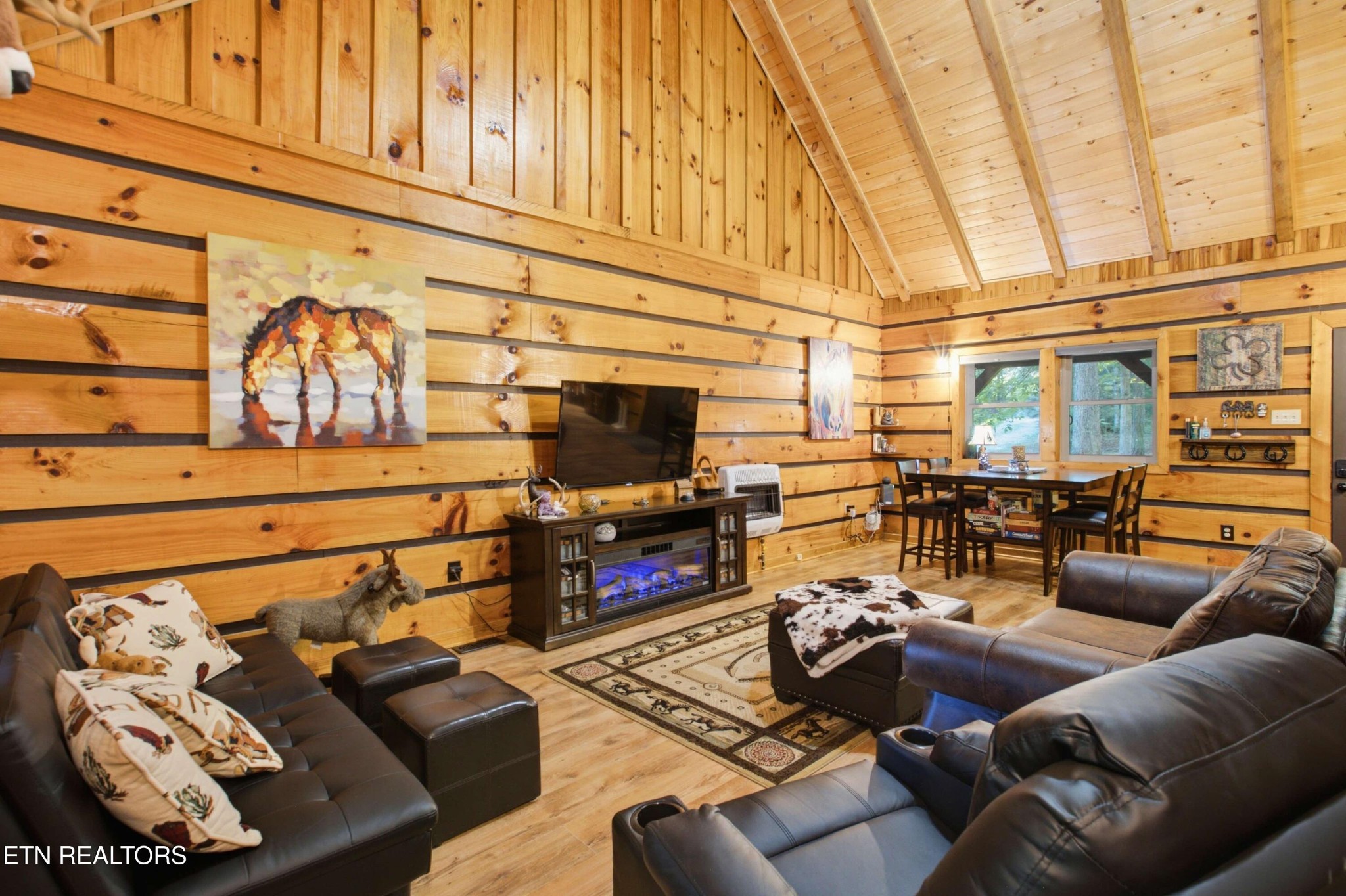 784 Wilderness Tr