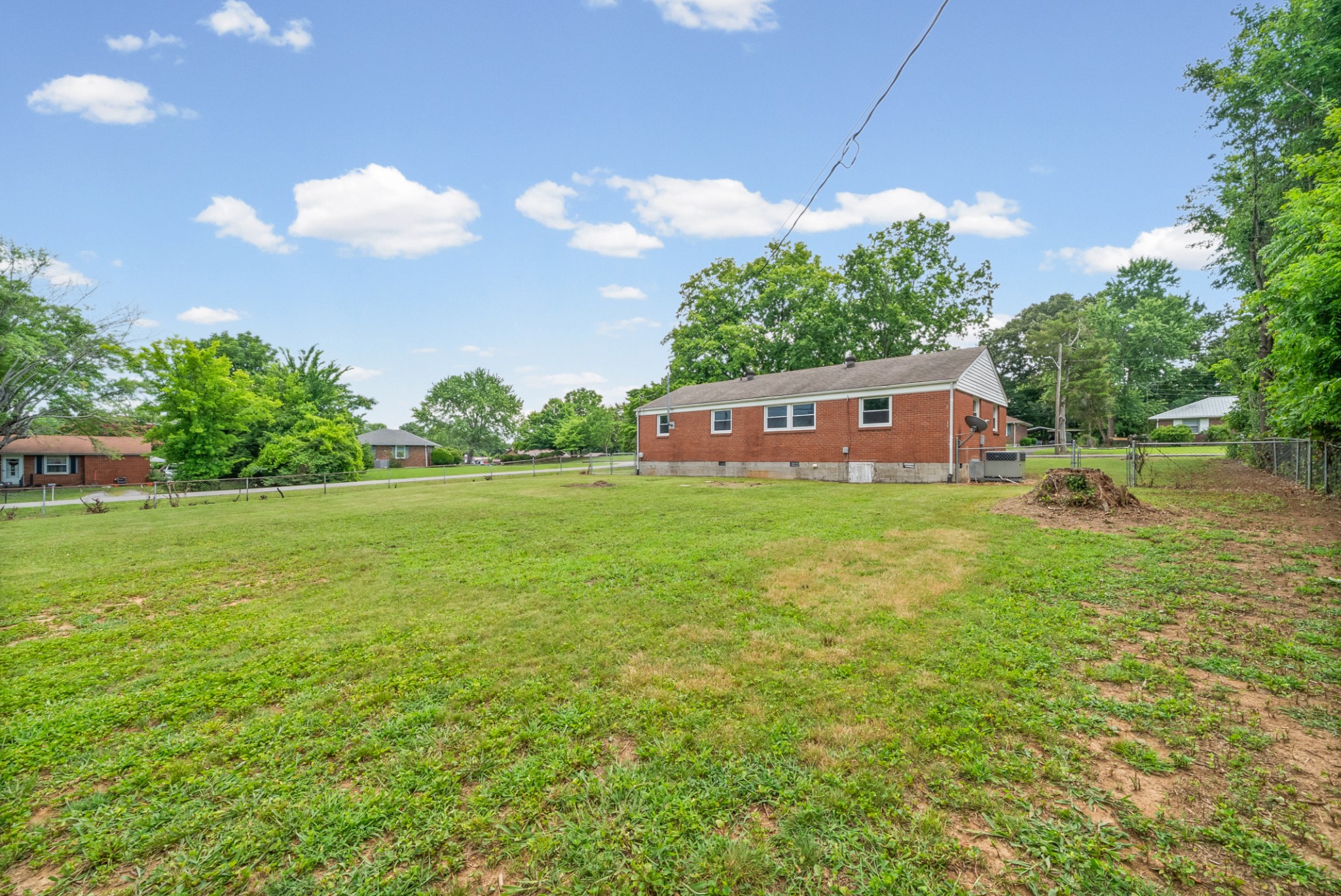 9 Lealand Drive