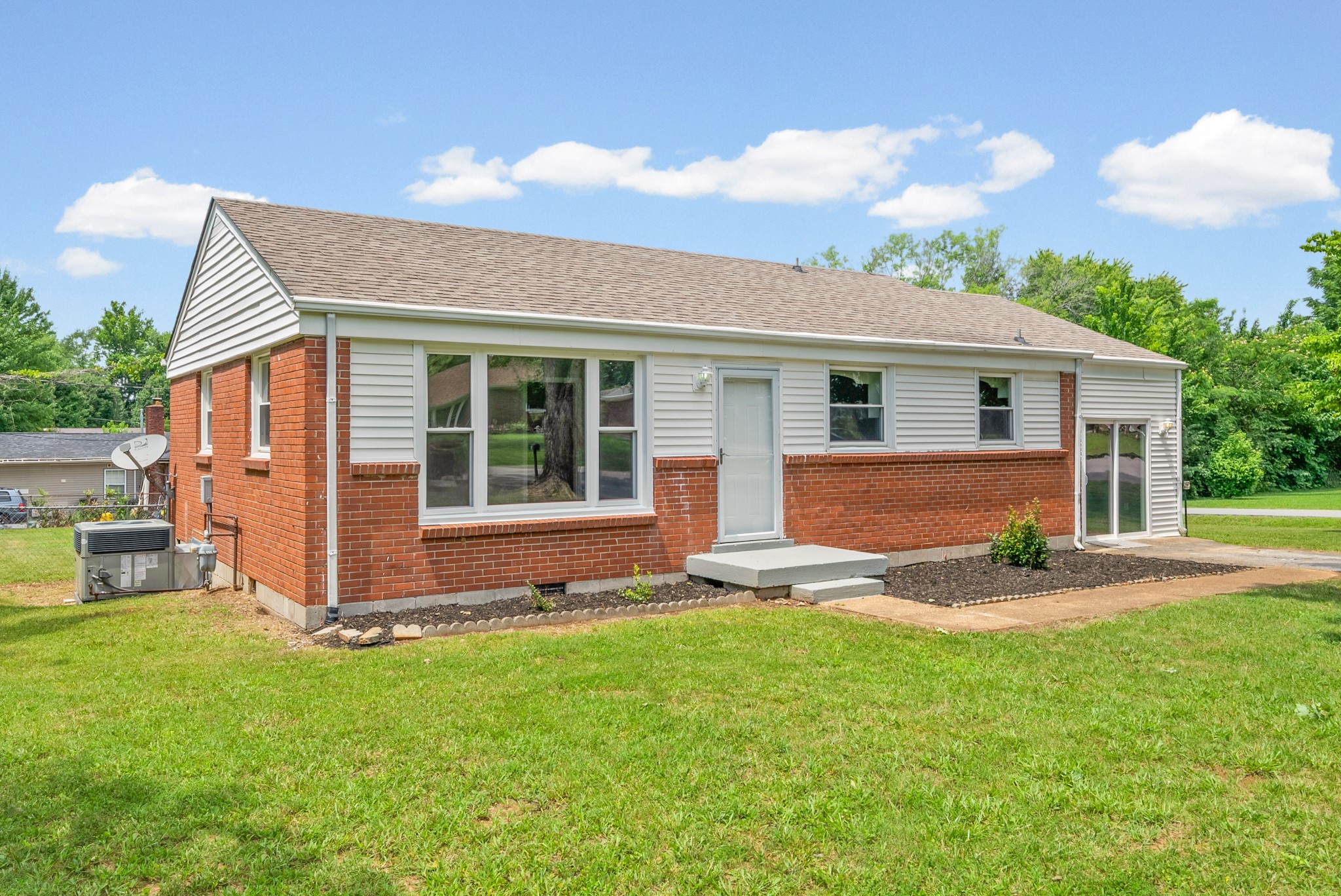 9 Lealand Drive