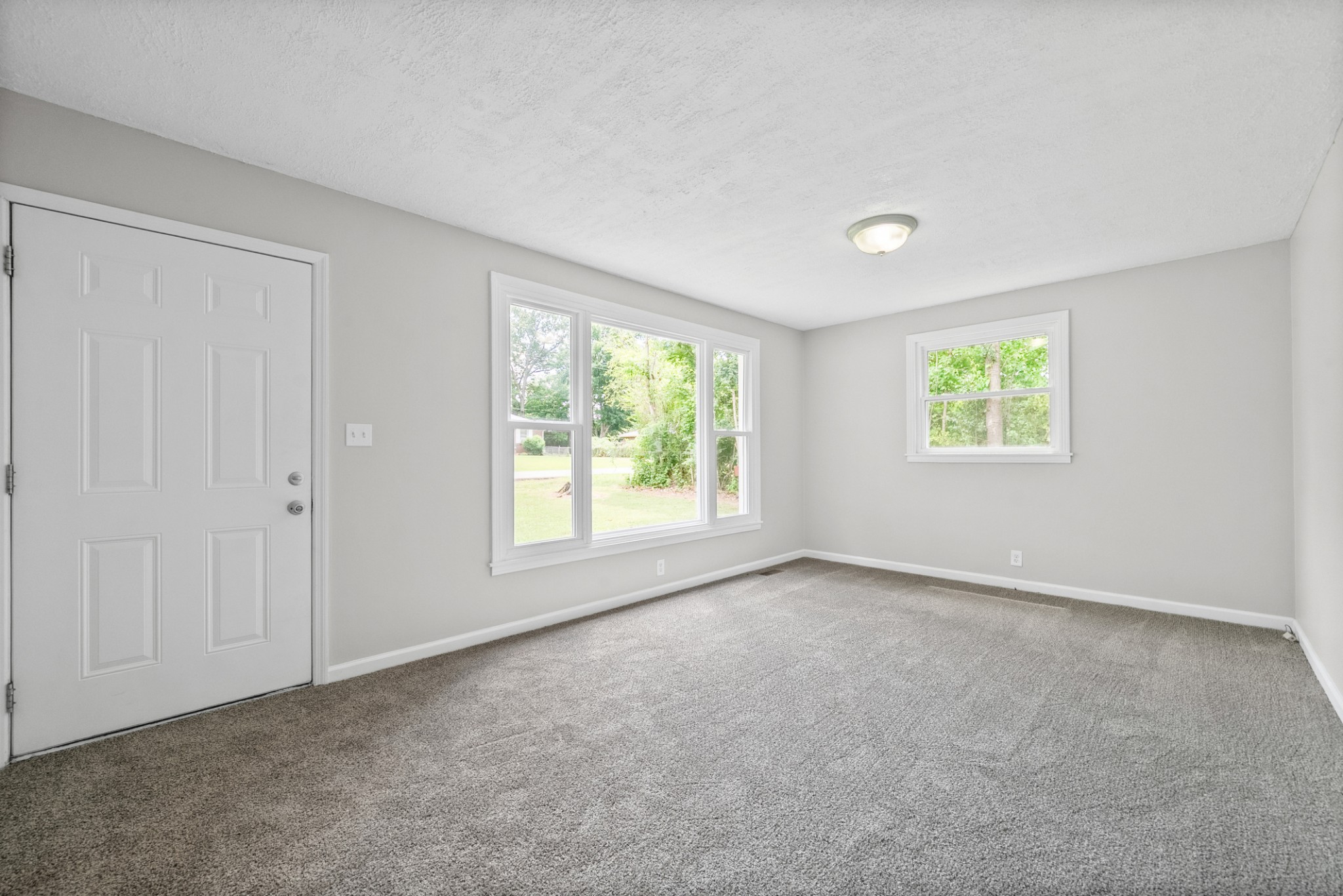 9 Lealand Drive