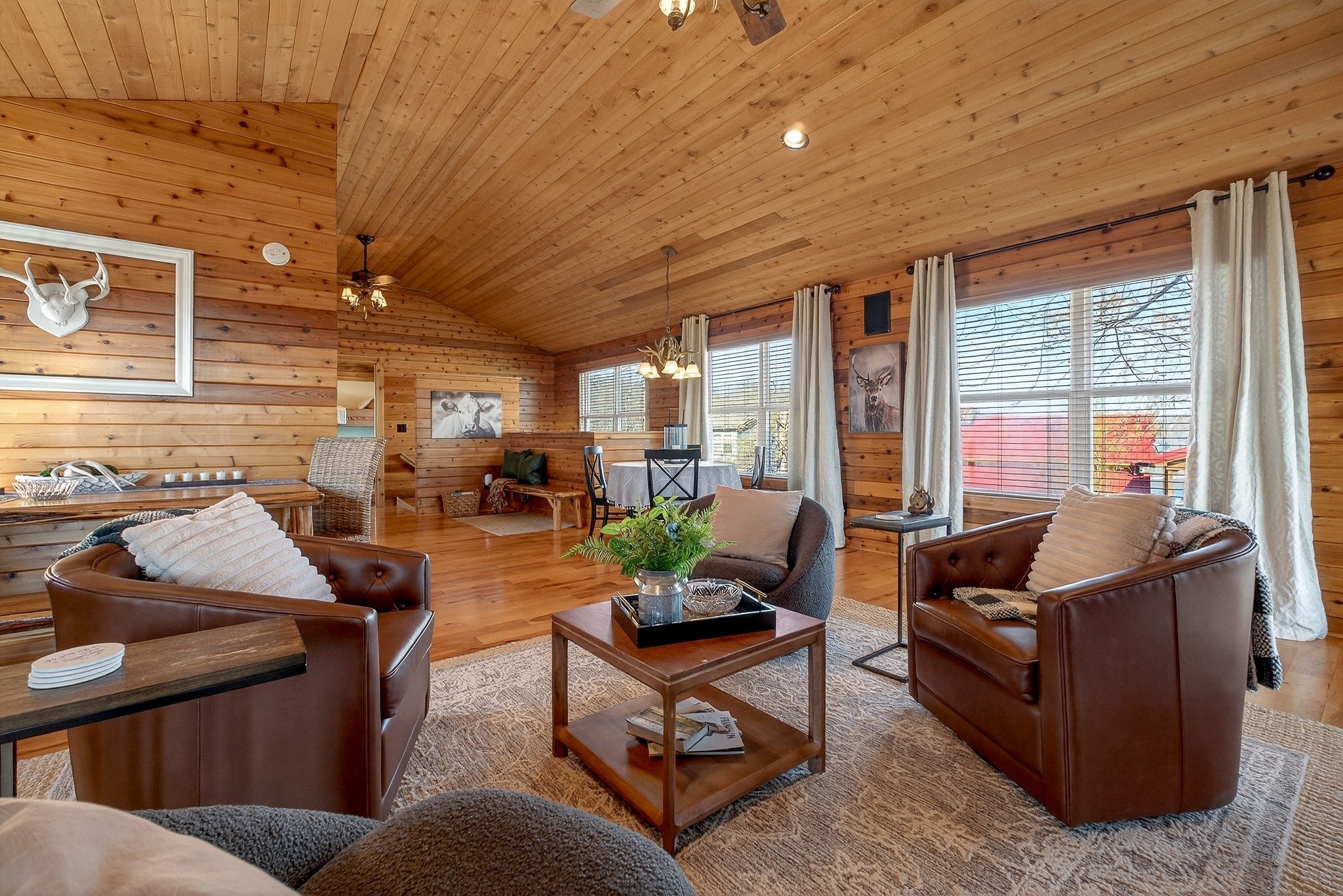 300 Crest Dr