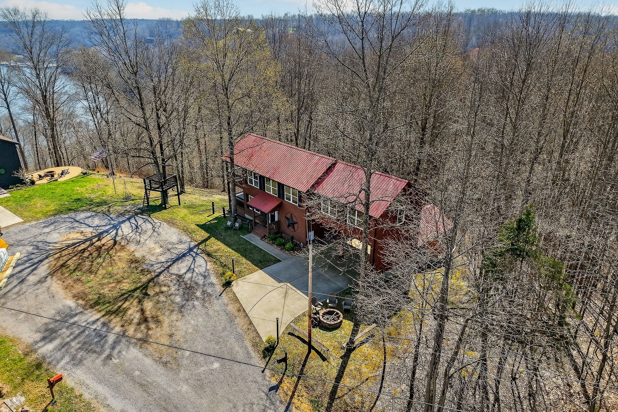300 Crest Dr