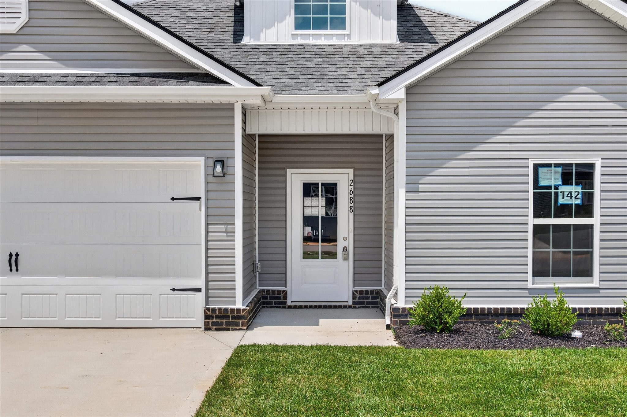 2688 Brewster Dr