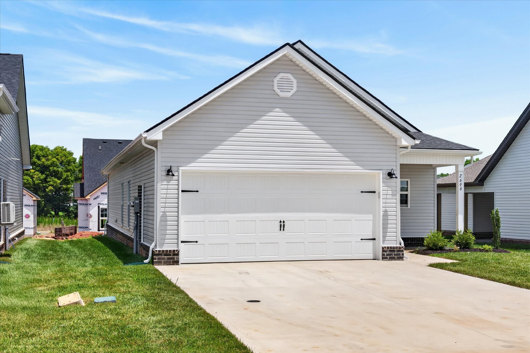 2696 Brewster Dr