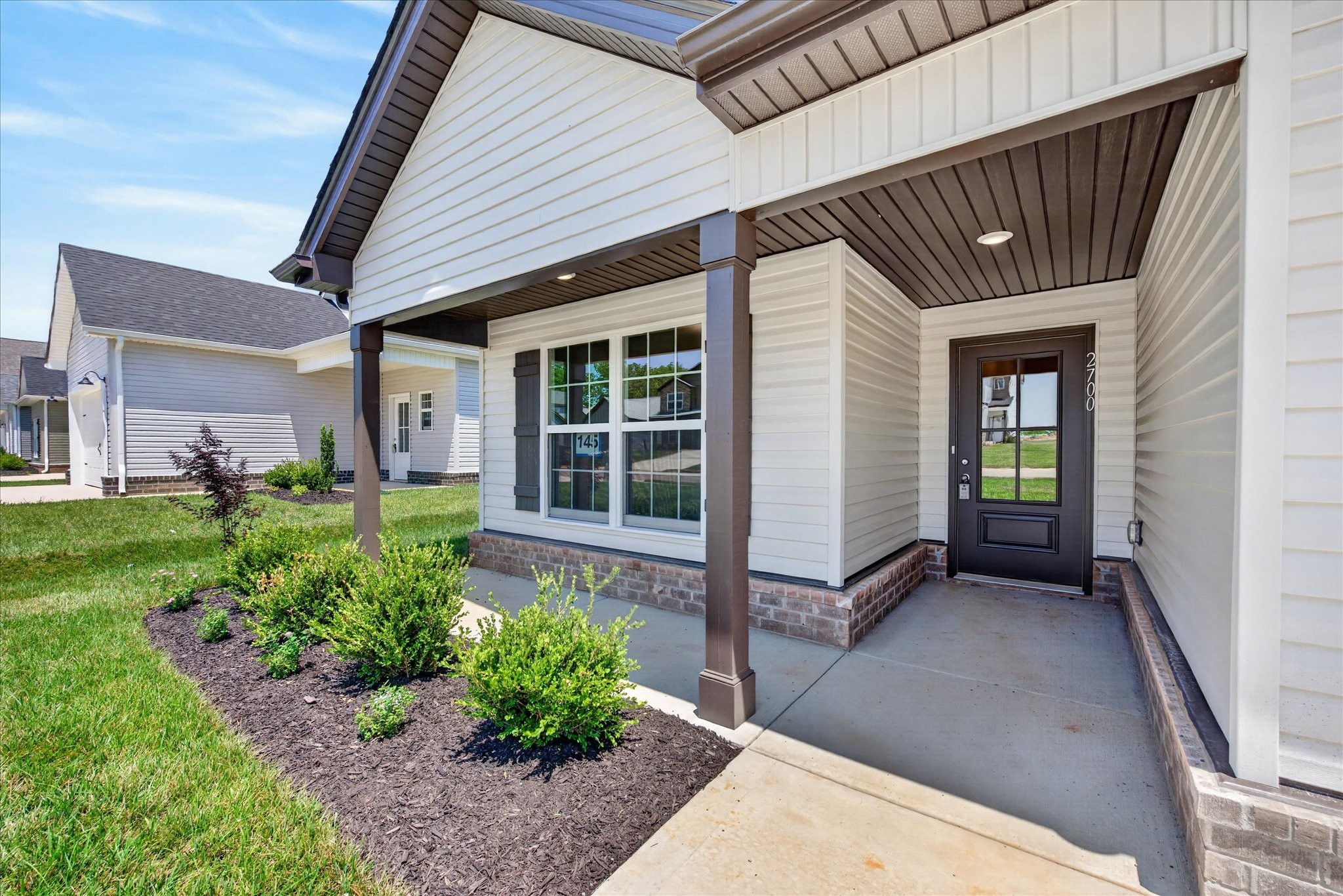 2700 Brewster Dr