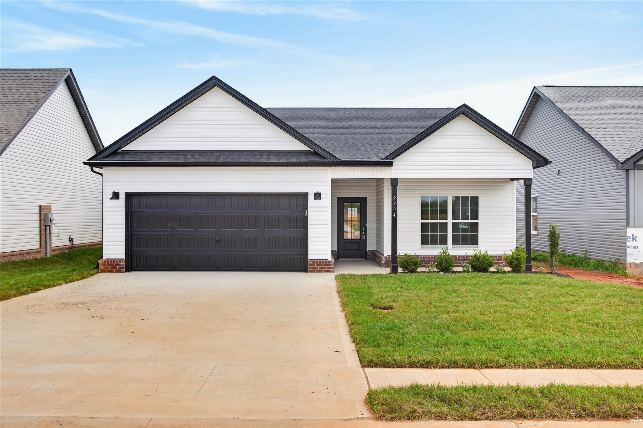 2704 Brewster Dr