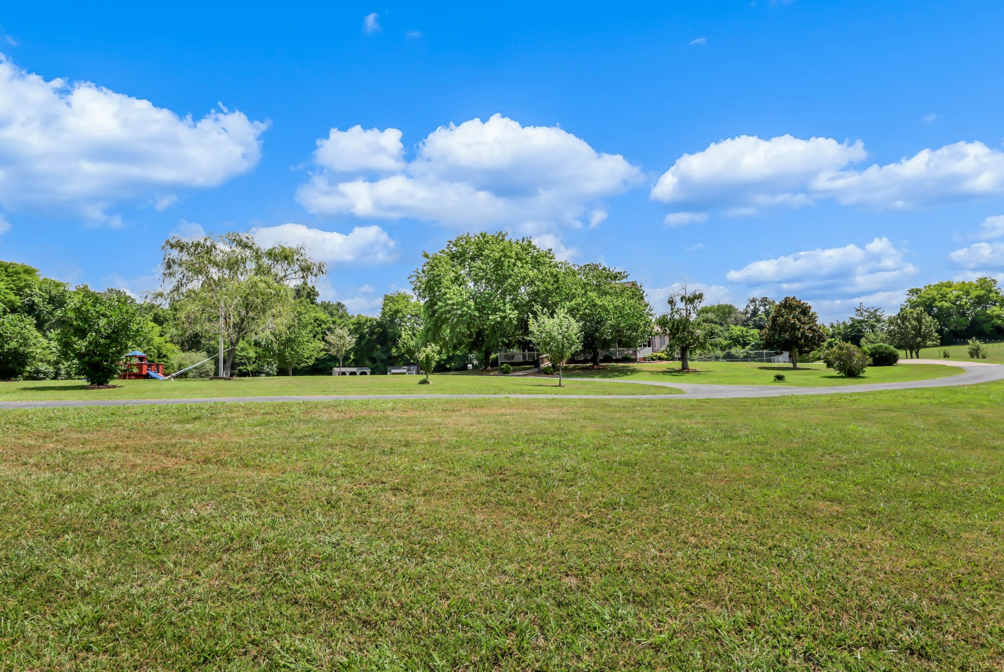 2960 Old Clarksville Spgfld Rd
