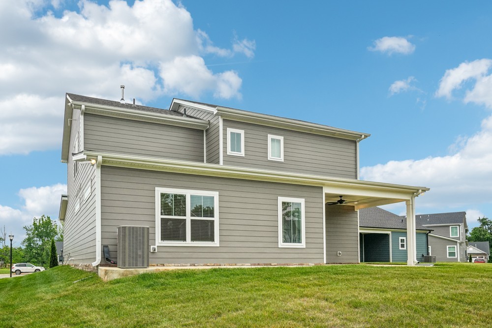 621 Silver Trace
