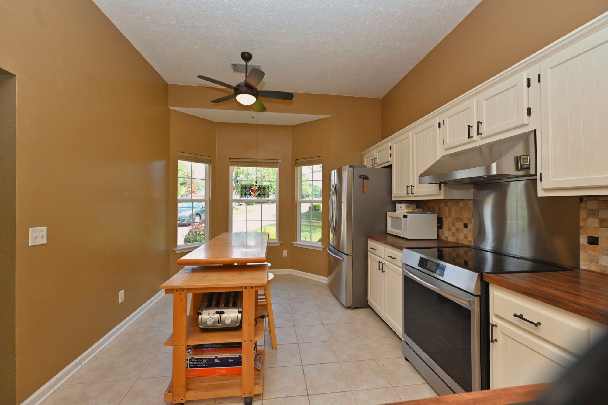 127 Pleasant Ln