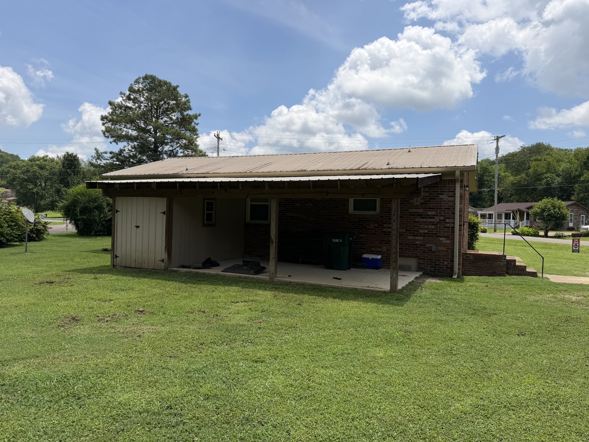 1365 Meadowbrook Dr
