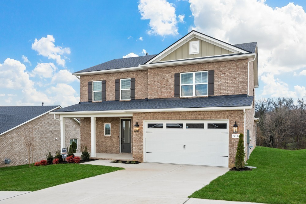 817 Hillock Trace