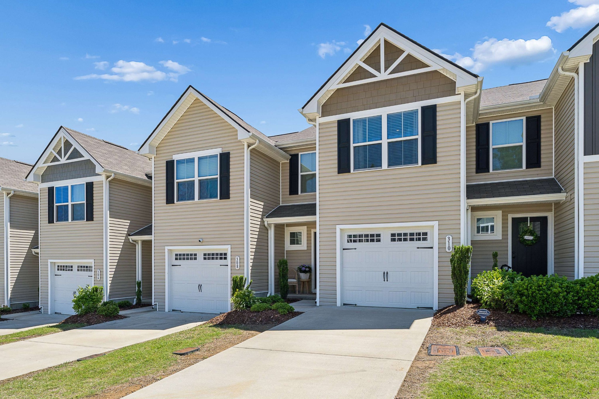 310 Sunnyview Dr