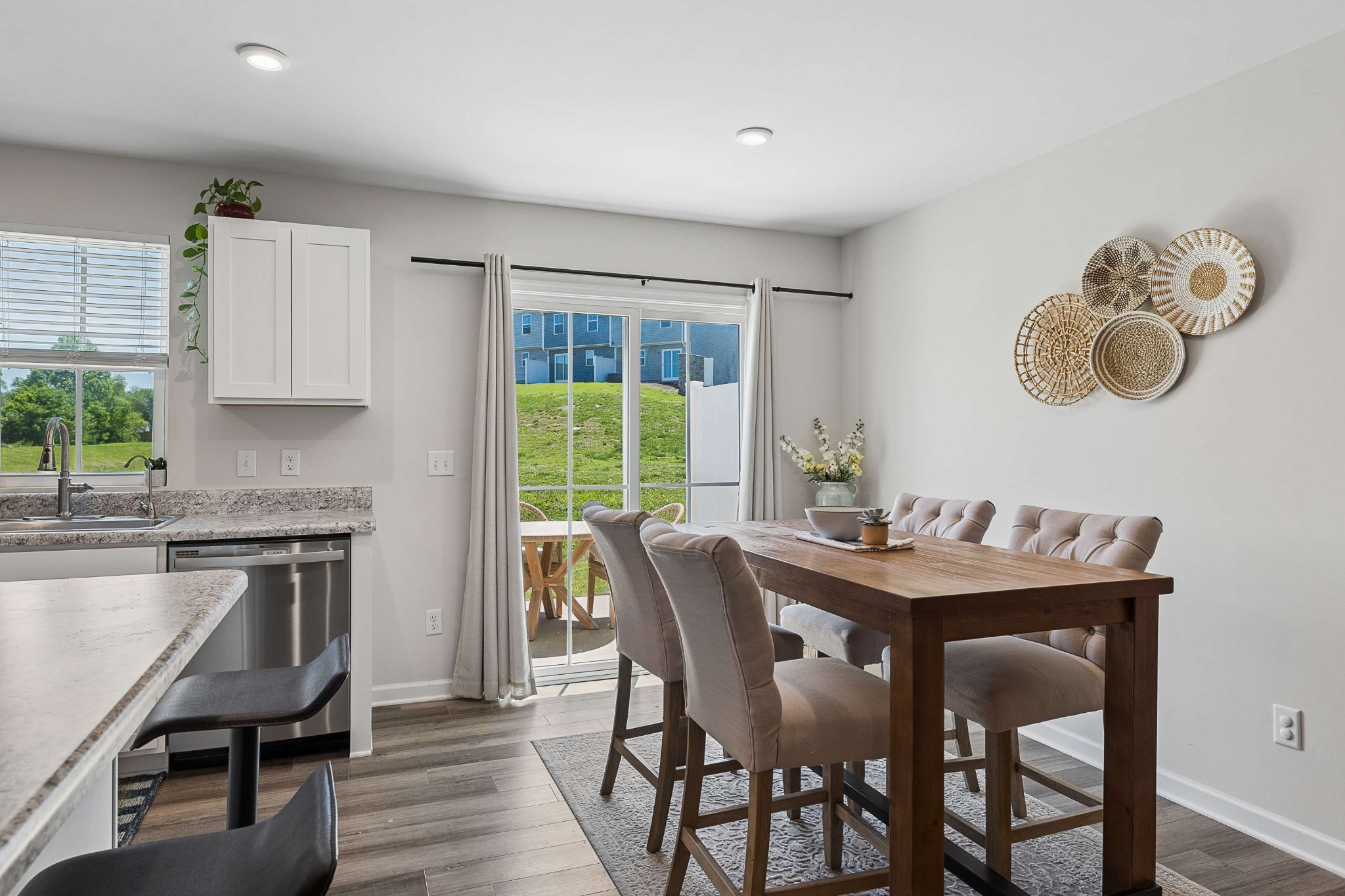 310 Sunnyview Dr