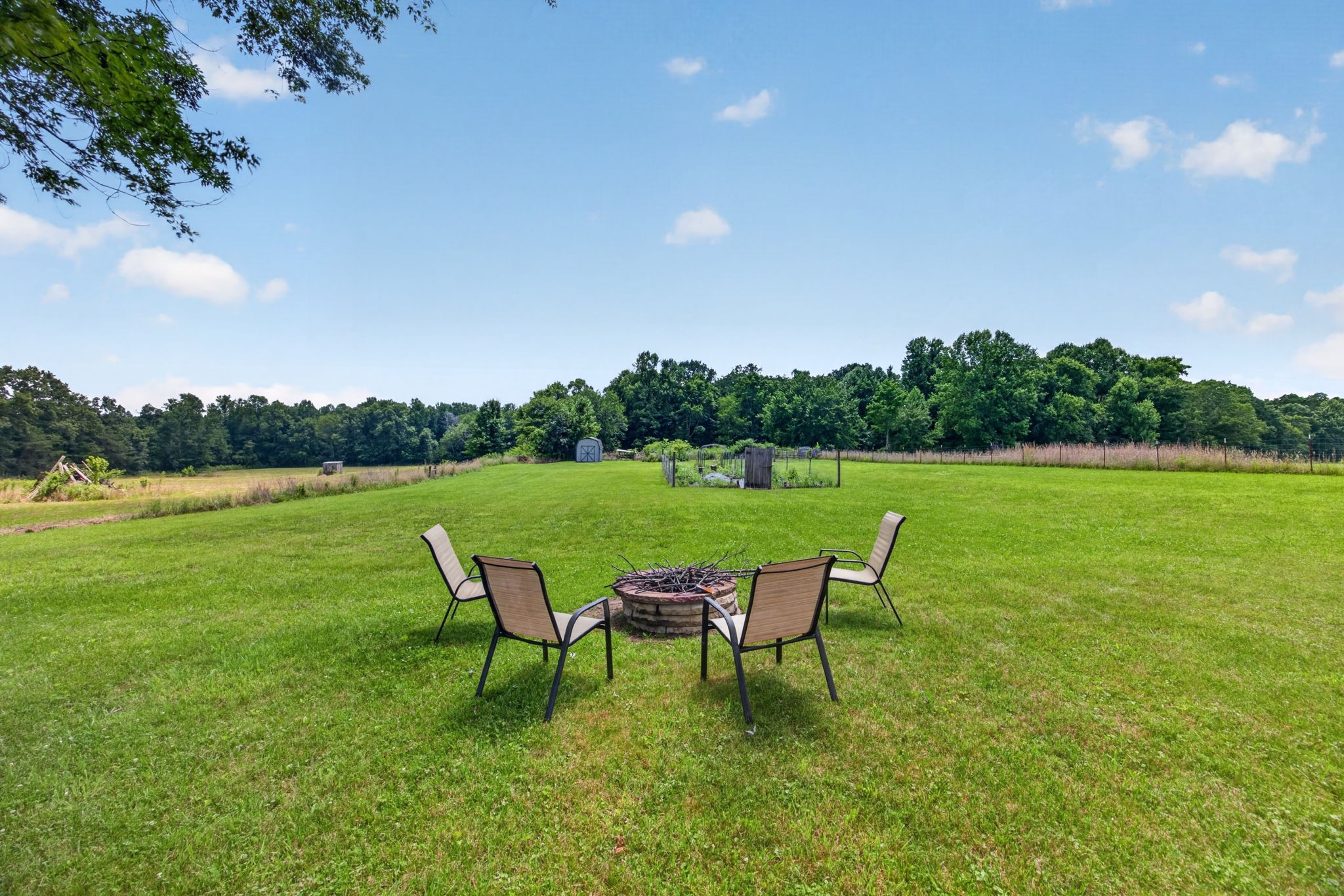 4160 Standing Rock Rd