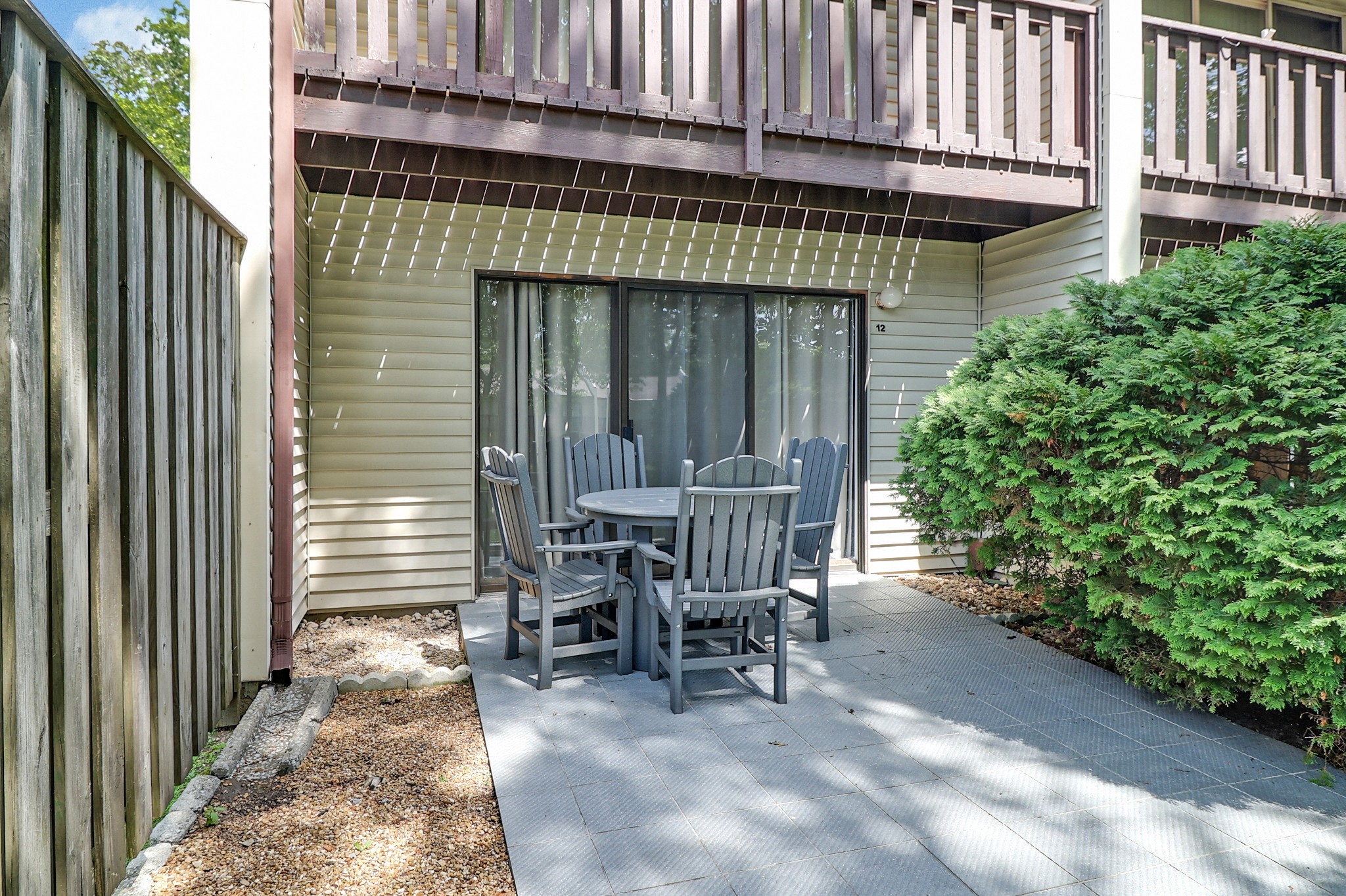 12 Wilshire Heights Dr