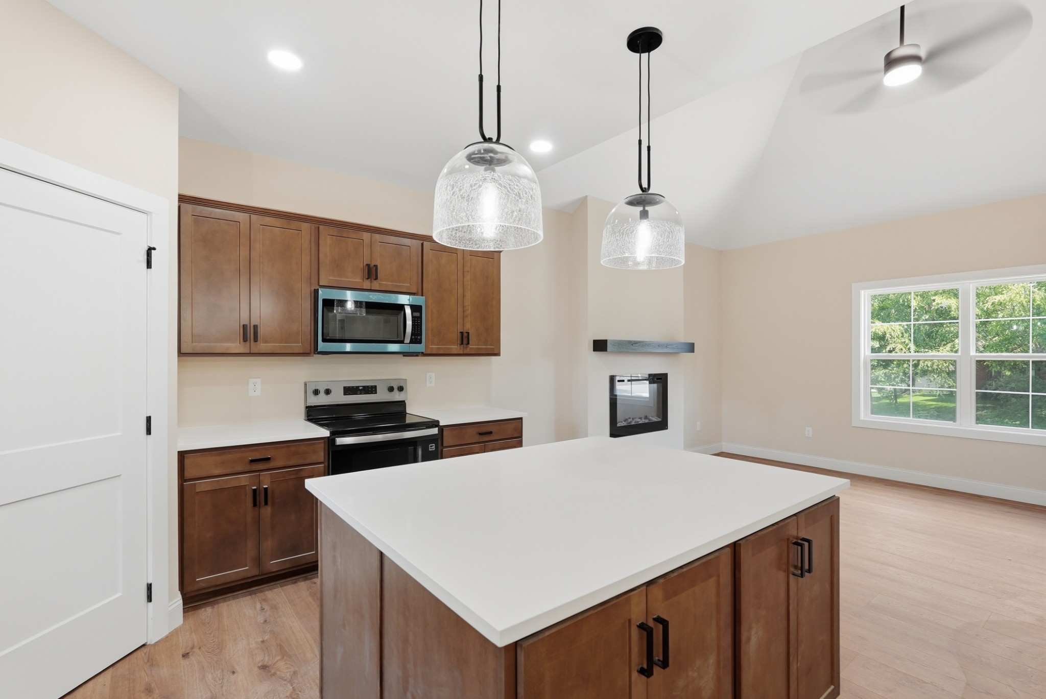 1205 Buckingham Place
