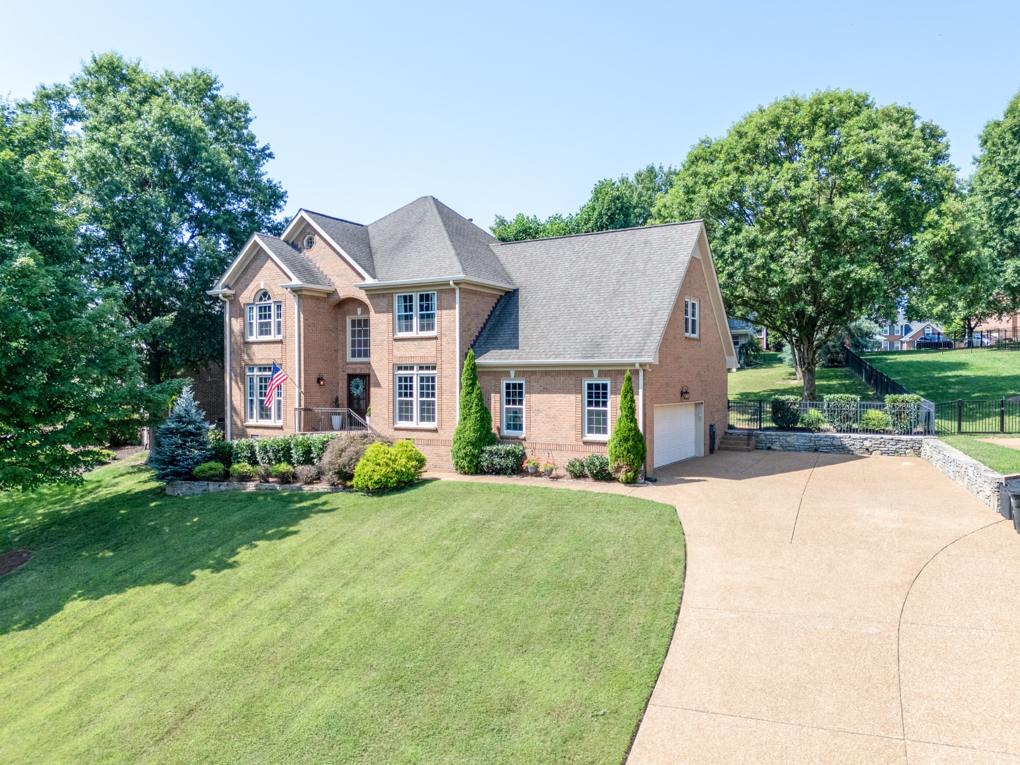 136 Ballentrae Dr